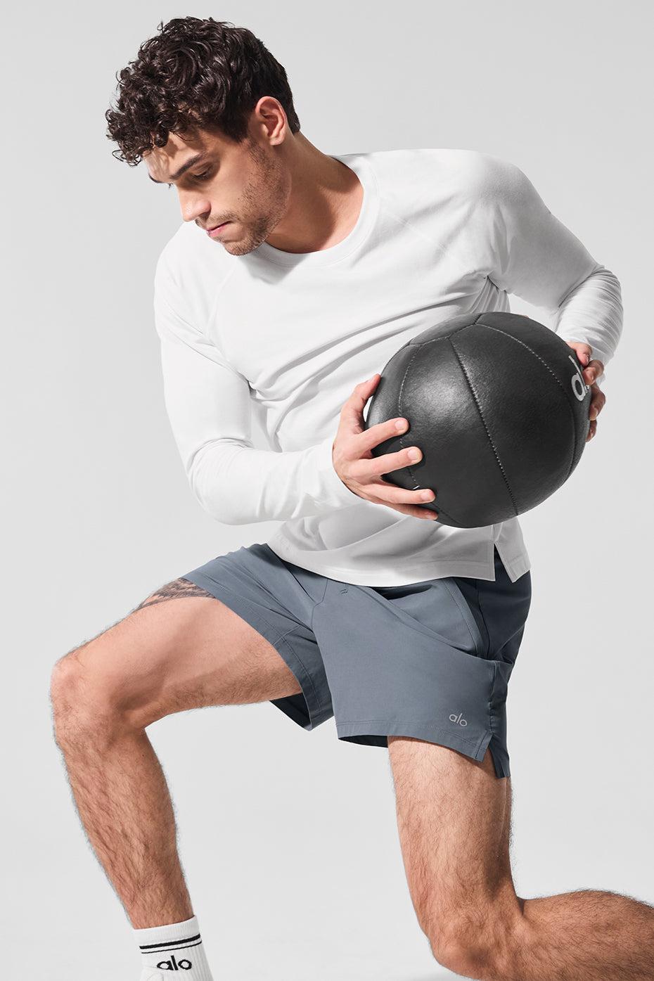 5" Repetition Short - Steel Grey Male Product Image