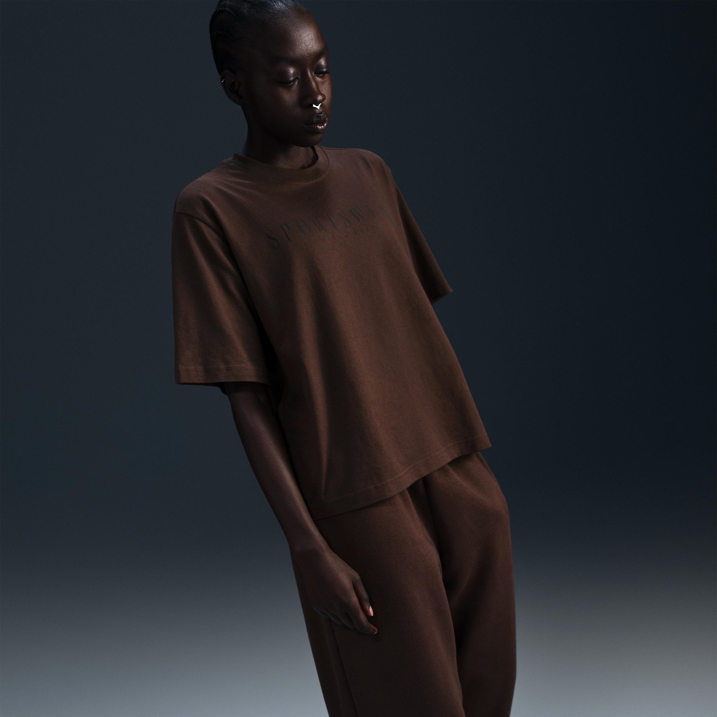 Womens Nike Sportswear Boxy T-Shirt | HV4653-051 Product Image