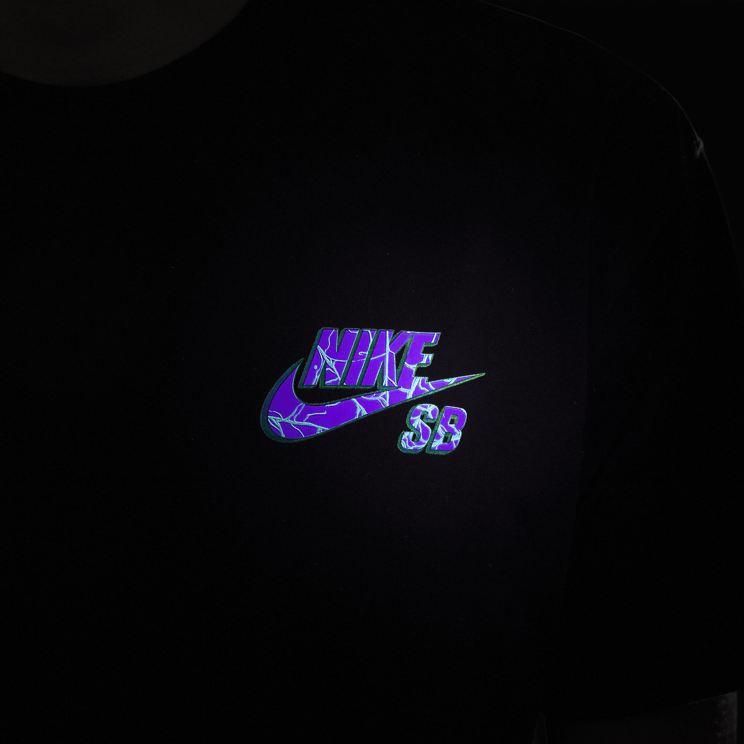 Men's Nike SB T-Shirt Product Image
