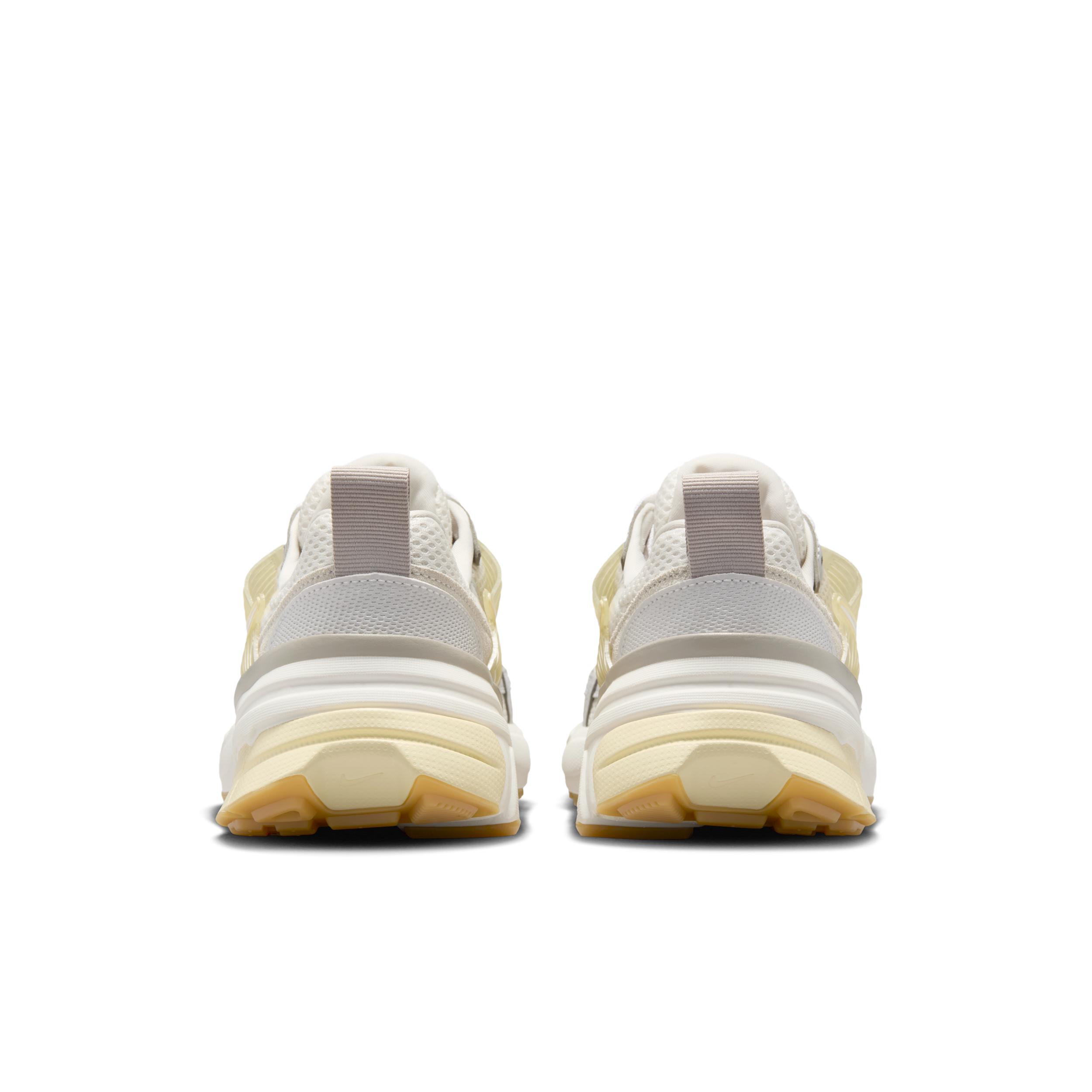 Nike Women's V2K Run Shoes Product Image