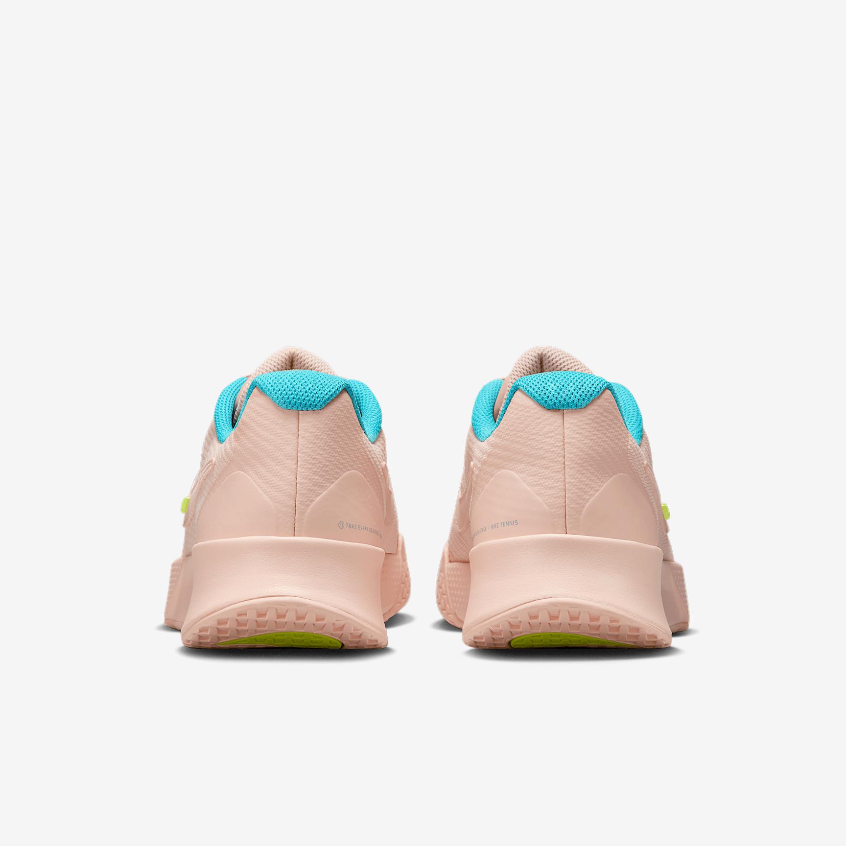 Nike Women's Vapor Lite 3 Hard Court Tennis Shoes Product Image