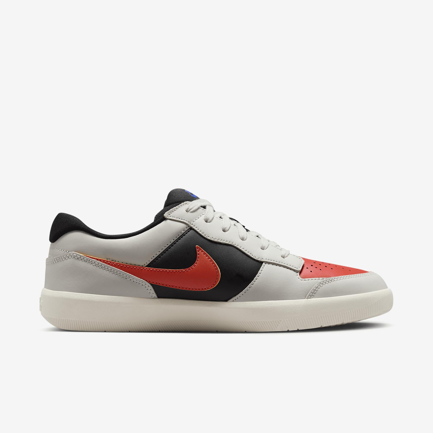 Nike SB Force 58 Premium Skate Shoes Product Image