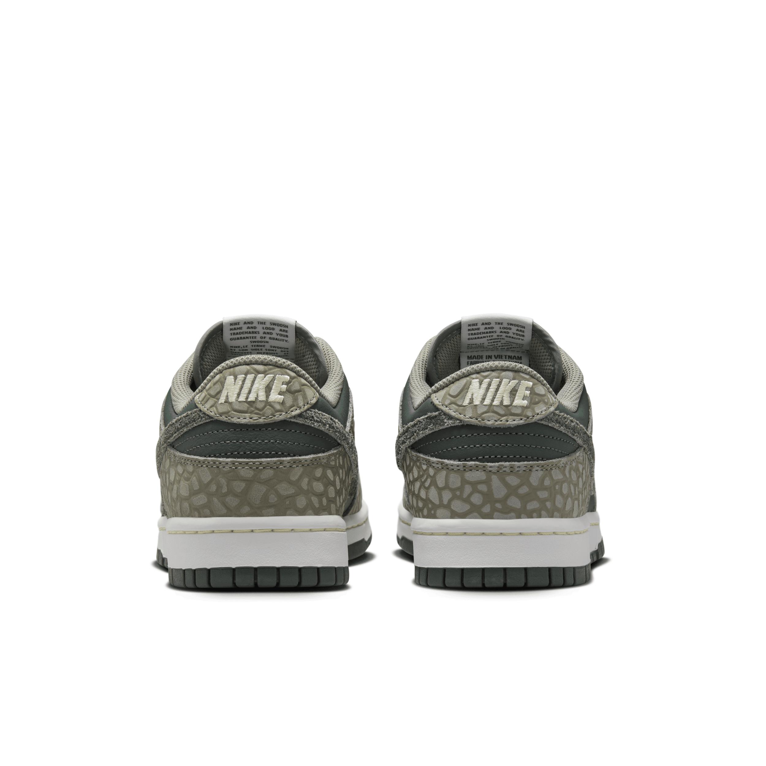 Nike Dunk Low Retro Premium Men's Shoes Product Image