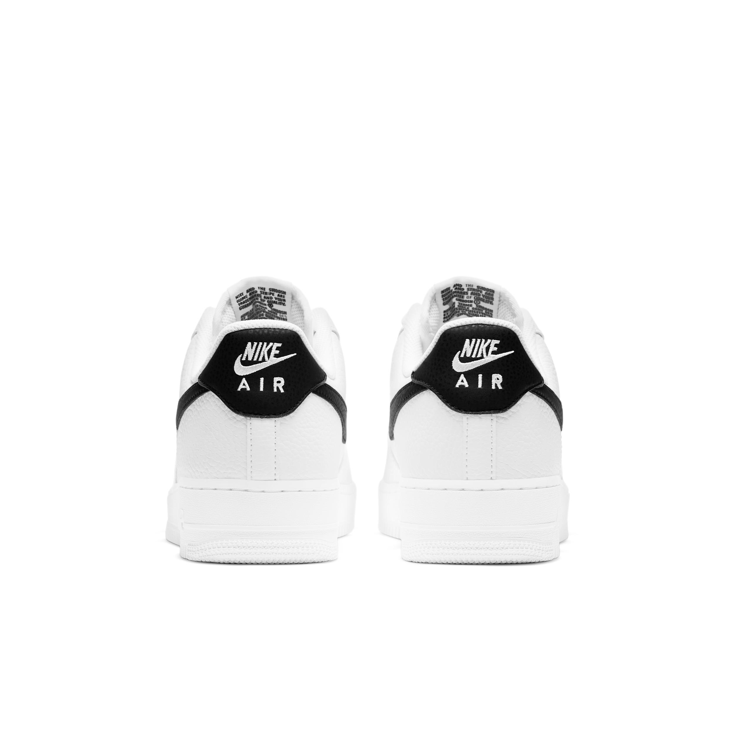 Nike Mens Air Force 1 07 Shoes | CT2302-100 Product Image