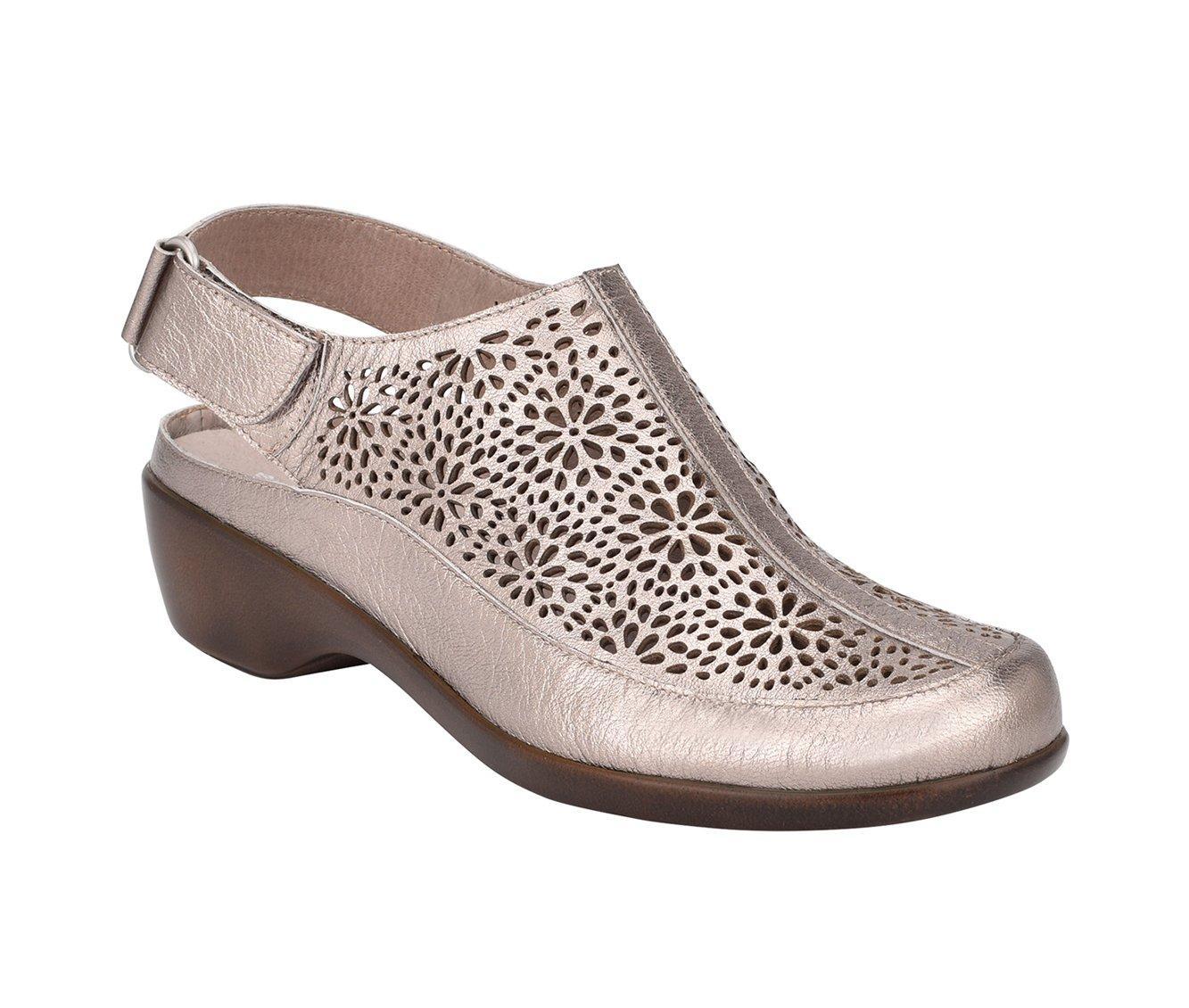 Women's Easy Spirit Dawn Clogs Product Image