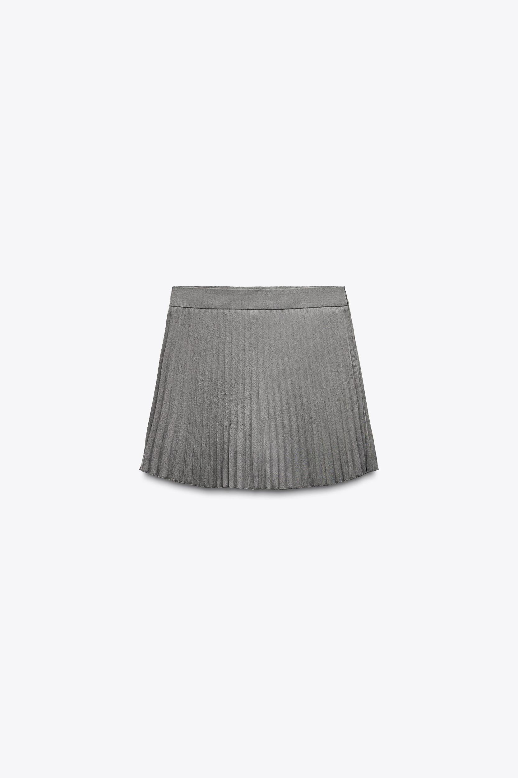 PLEATED SKORT Product Image