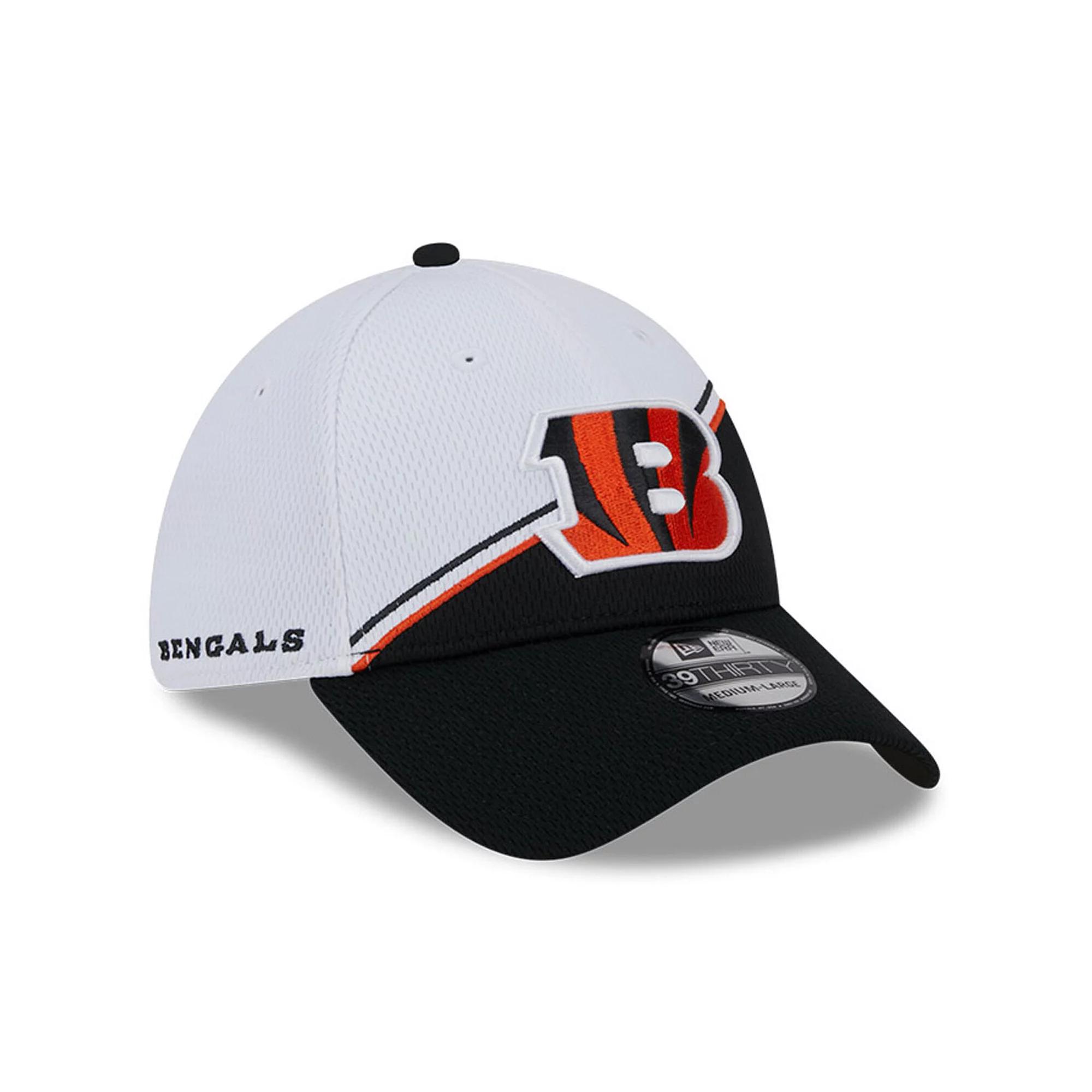 Men's New Era  White/Black Cincinnati Bengals 2023 Sideline 39THIRTY Flex Hat, Size: Large/XL Product Image