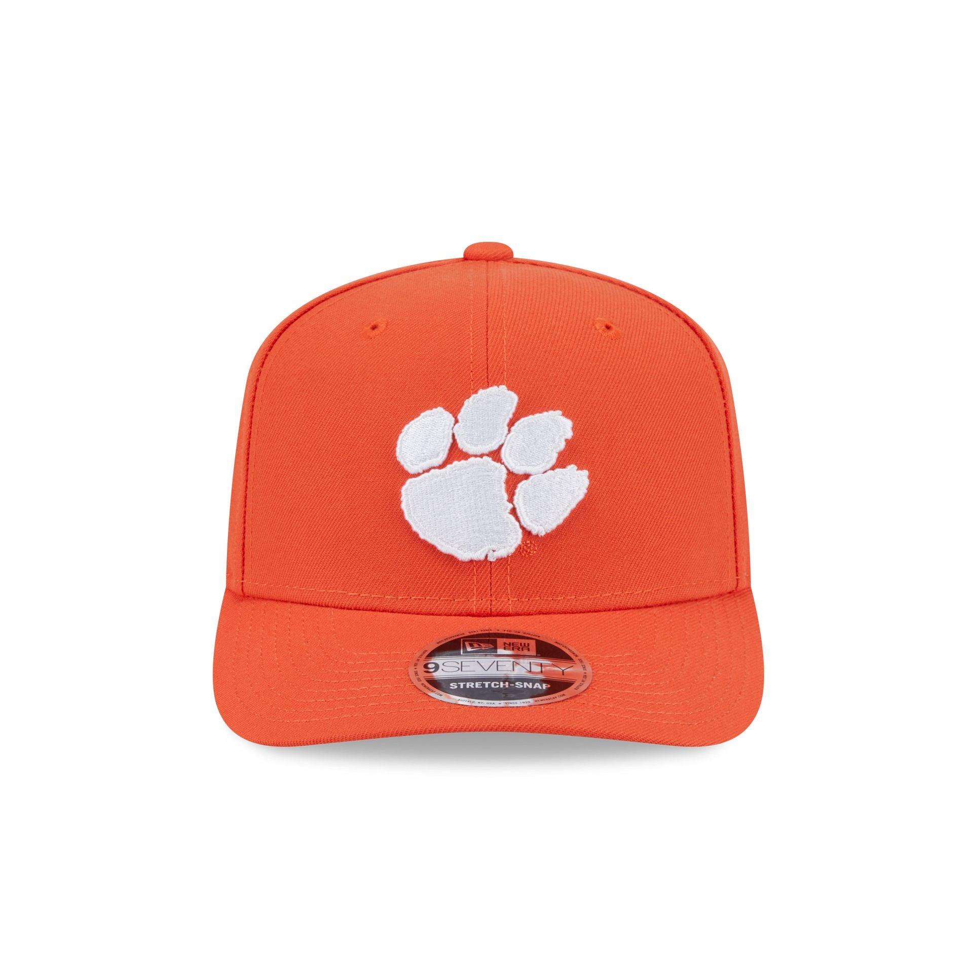 Atlanta Braves St. Patrick's Day 2025 9SEVENTY Stretch-Snap Hat Male Product Image