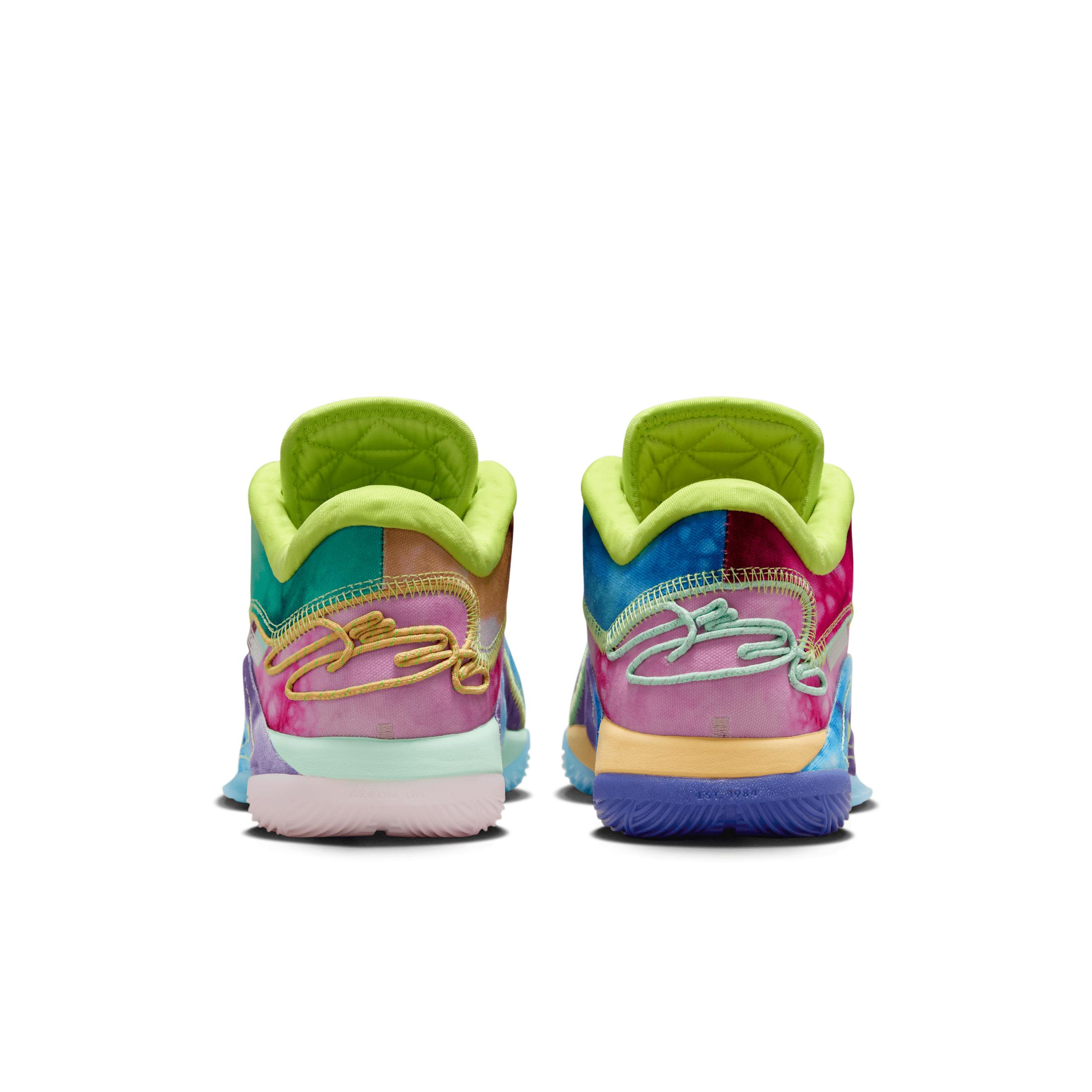 Nike Men's LeBron XXII "What The Currency" Basketball Shoes Product Image