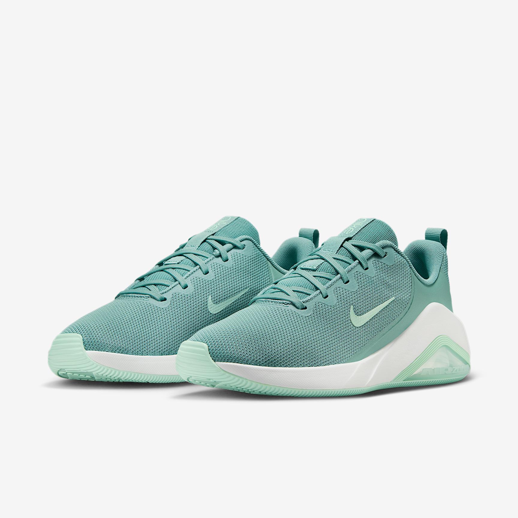 Nike Womens Bella 7 Workout Shoes | FZ1689-005 Product Image