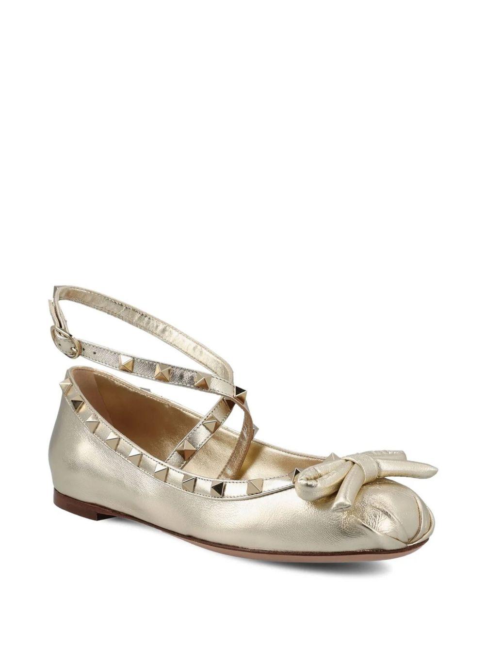 Rockstud leather ballerina shoes Product Image