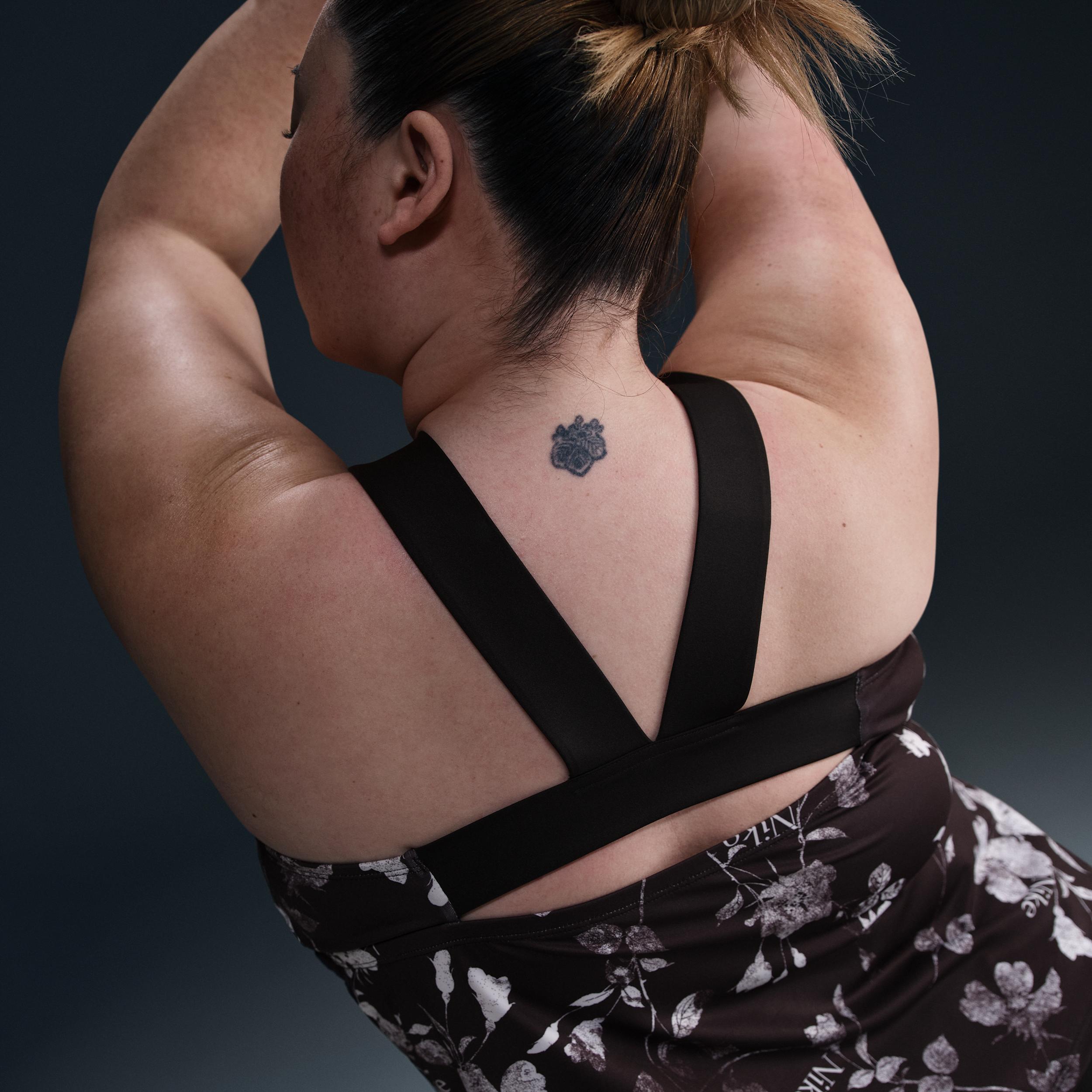 Nike Swim Essential Women's Scoop Neck Tankini- EXT Product Image