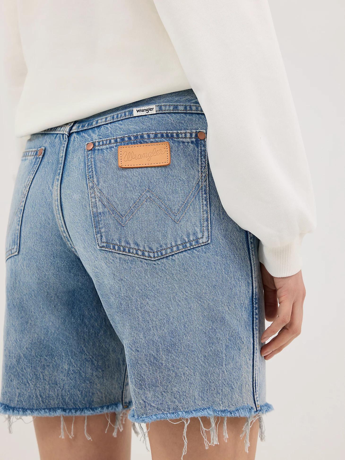 Women's Cowboy Longline Short in Stuntman Product Image