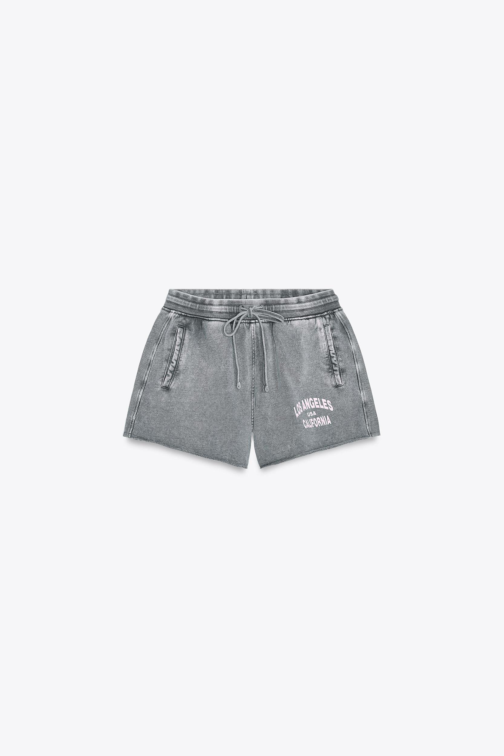 WASHED EFFECT TEXT SWEATSHORTS Product Image