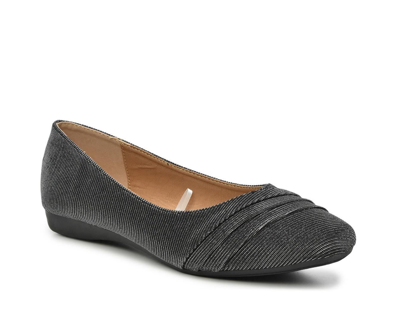 Women's Taryn Rose Ponder Flats Product Image