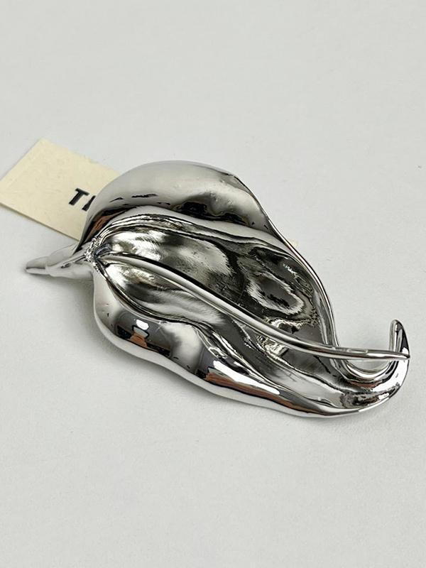 Geometric Leaves Shape Brooch Accessories Product Image