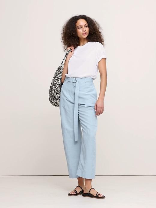 High-Rise Barrel Tencel™-Linen Pant Product Image