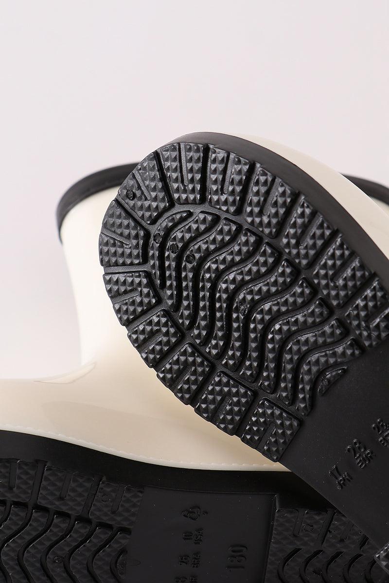 White & black bow rain boots Product Image