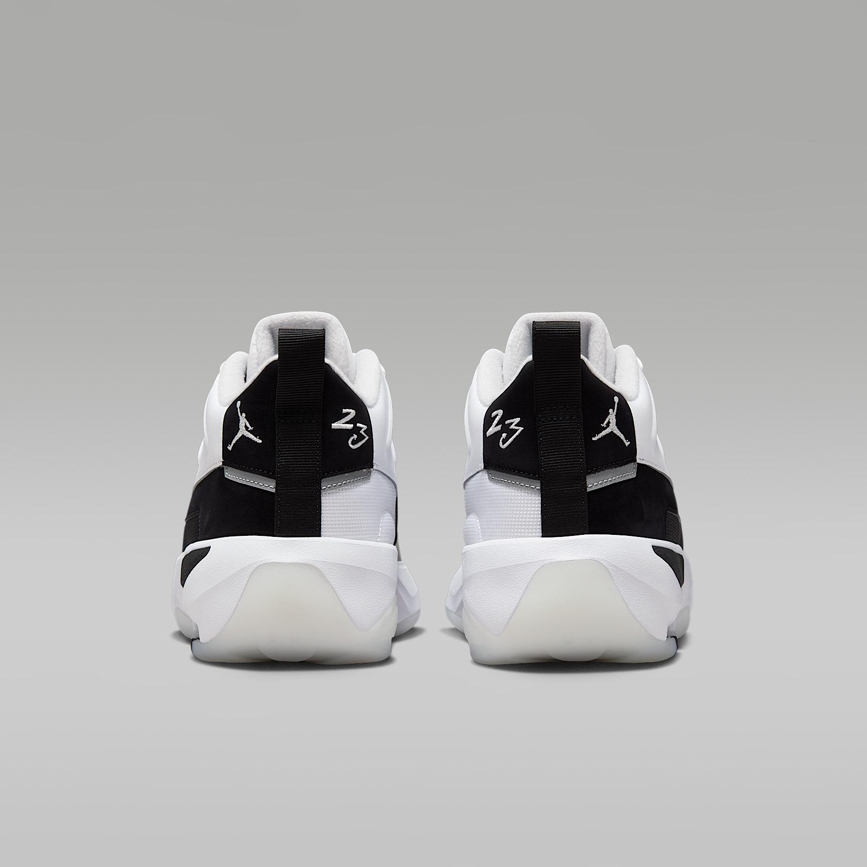 Men's Jordan Max Aura 7 Shoes Product Image