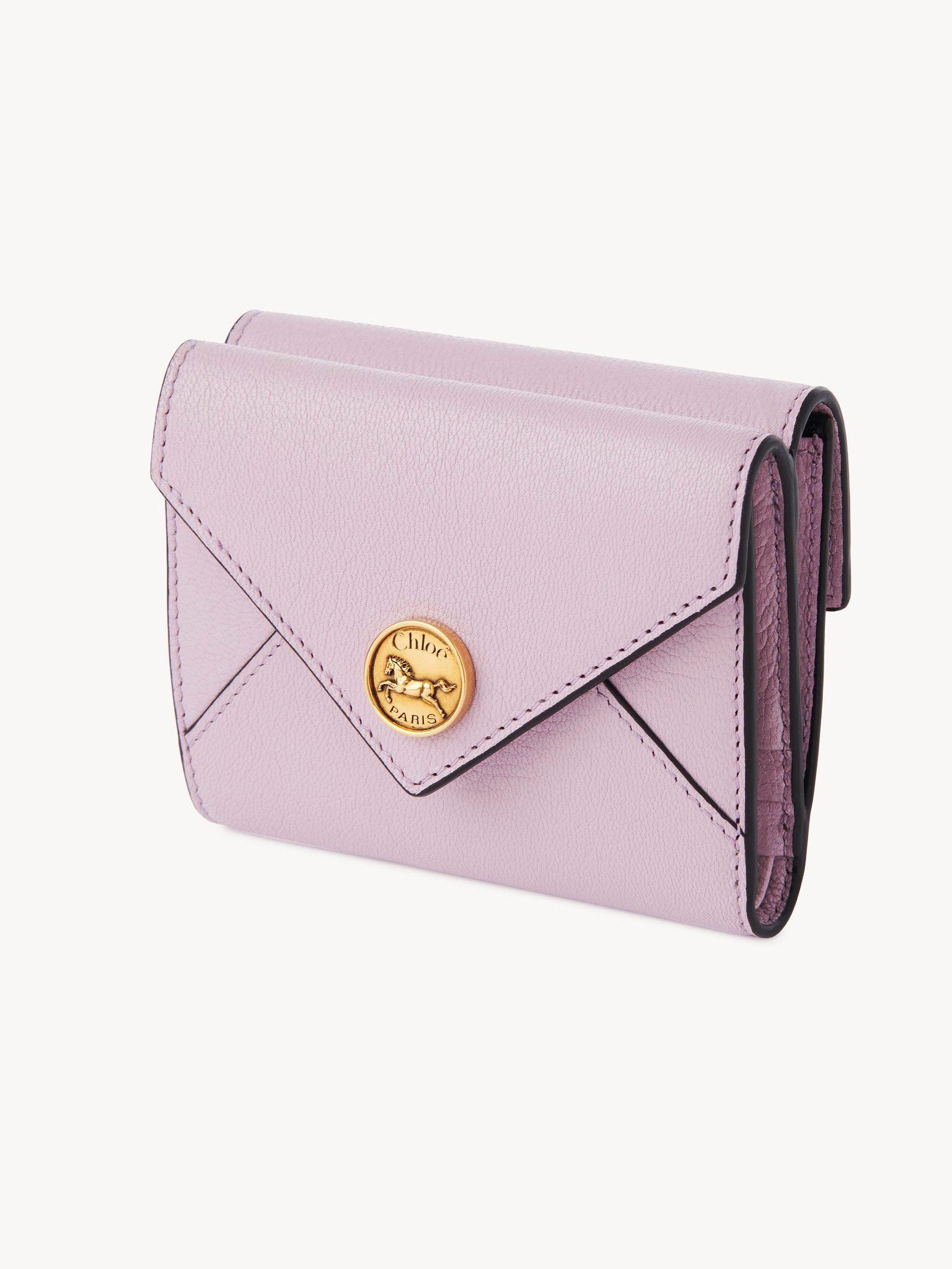 Small Envelope tri-fold in grained leather Product Image