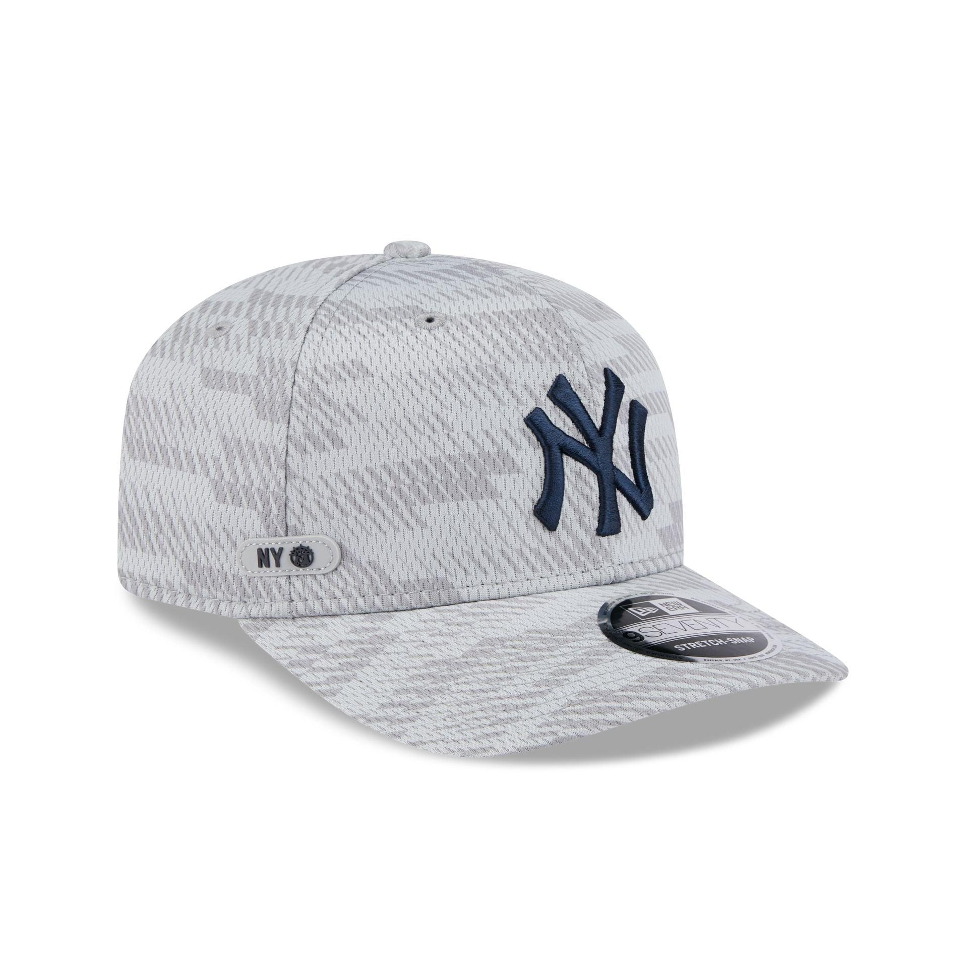 New York Yankees 2025 Clubhouse Gray 9SEVENTY Stretch-Snap Hat Male Product Image