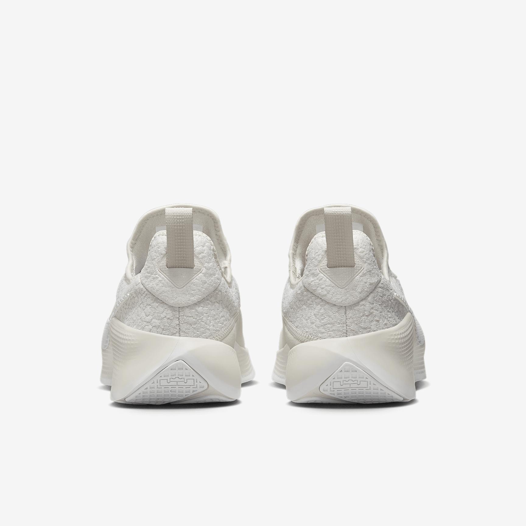 Nike Men's LeBron TR 1 Workout Shoes Product Image