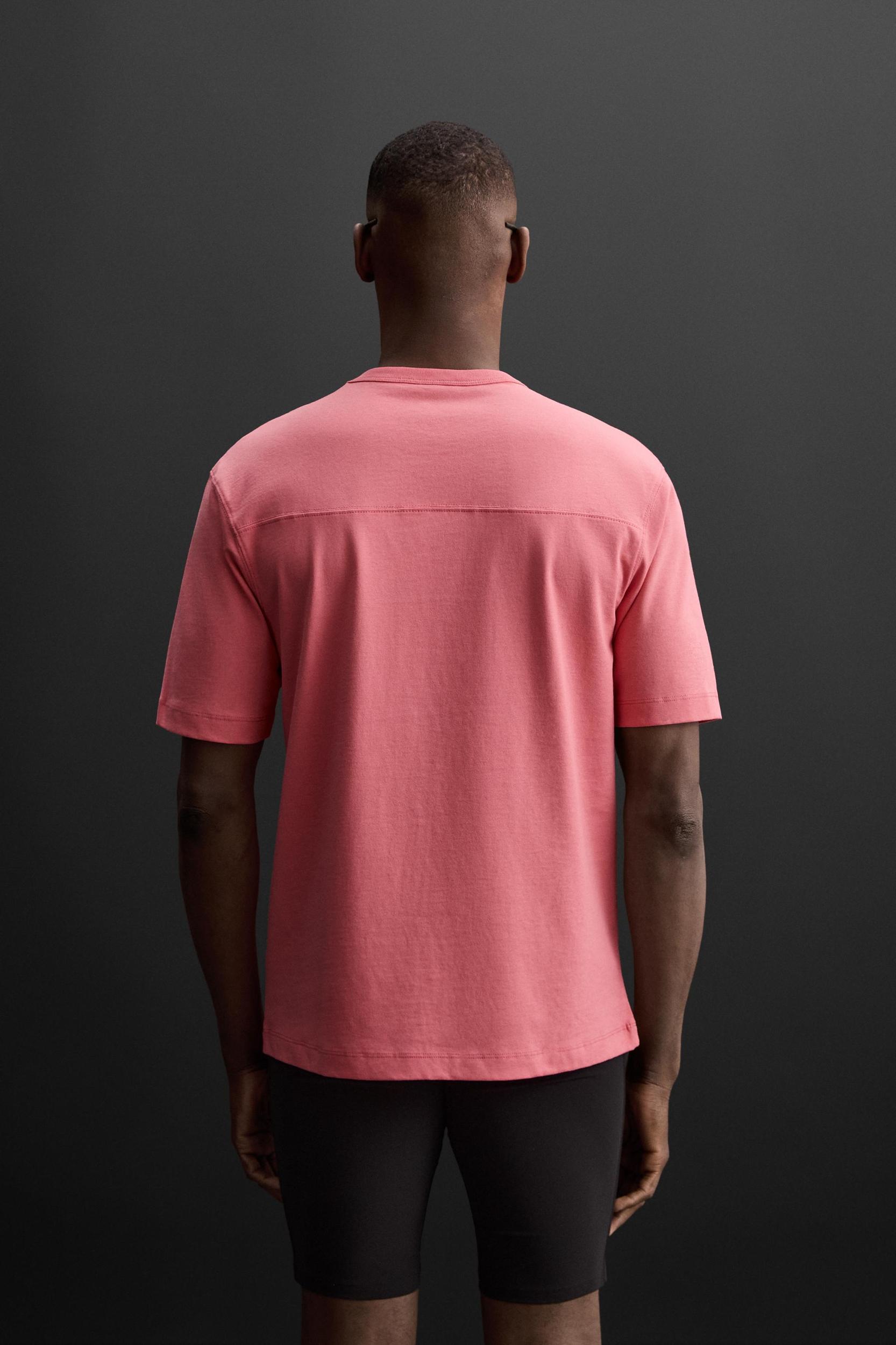 HEAVY WEIGHT T-SHIRT Product Image