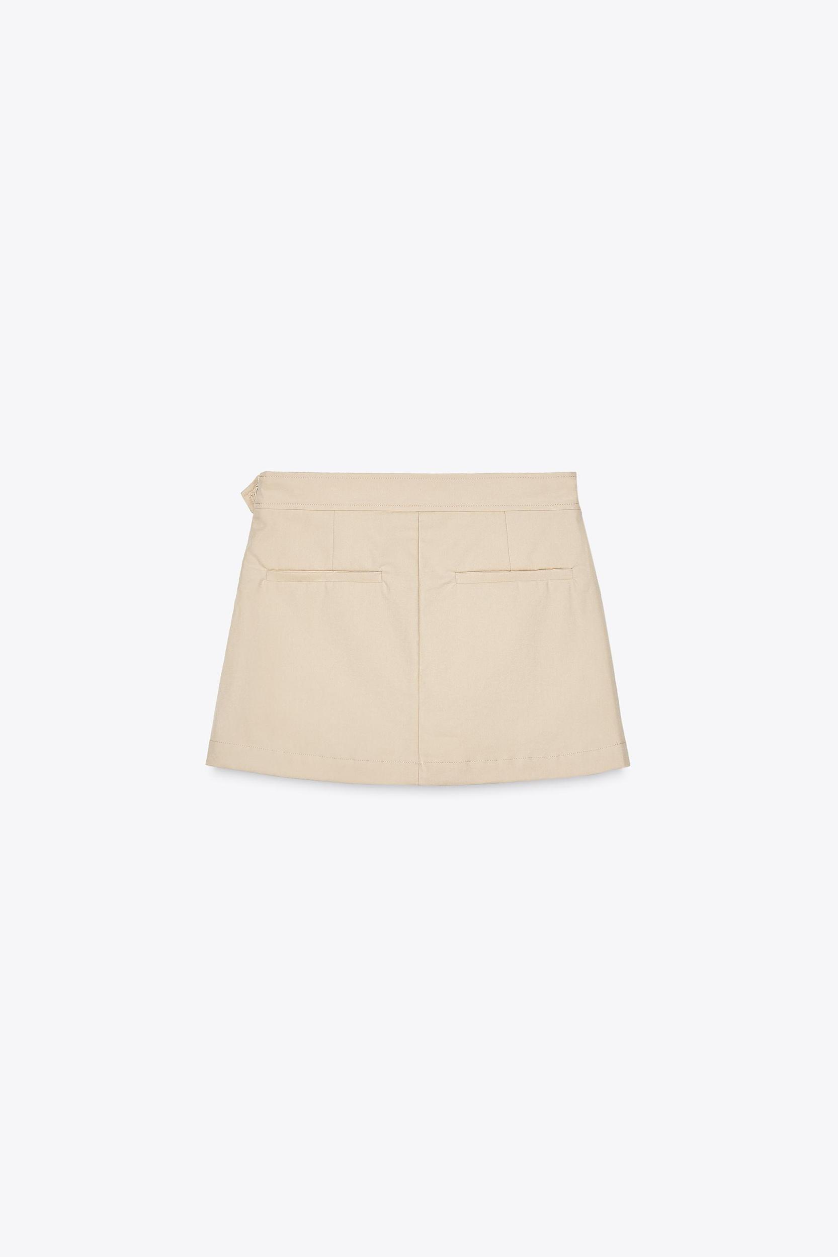 BUTTON SKORT Product Image