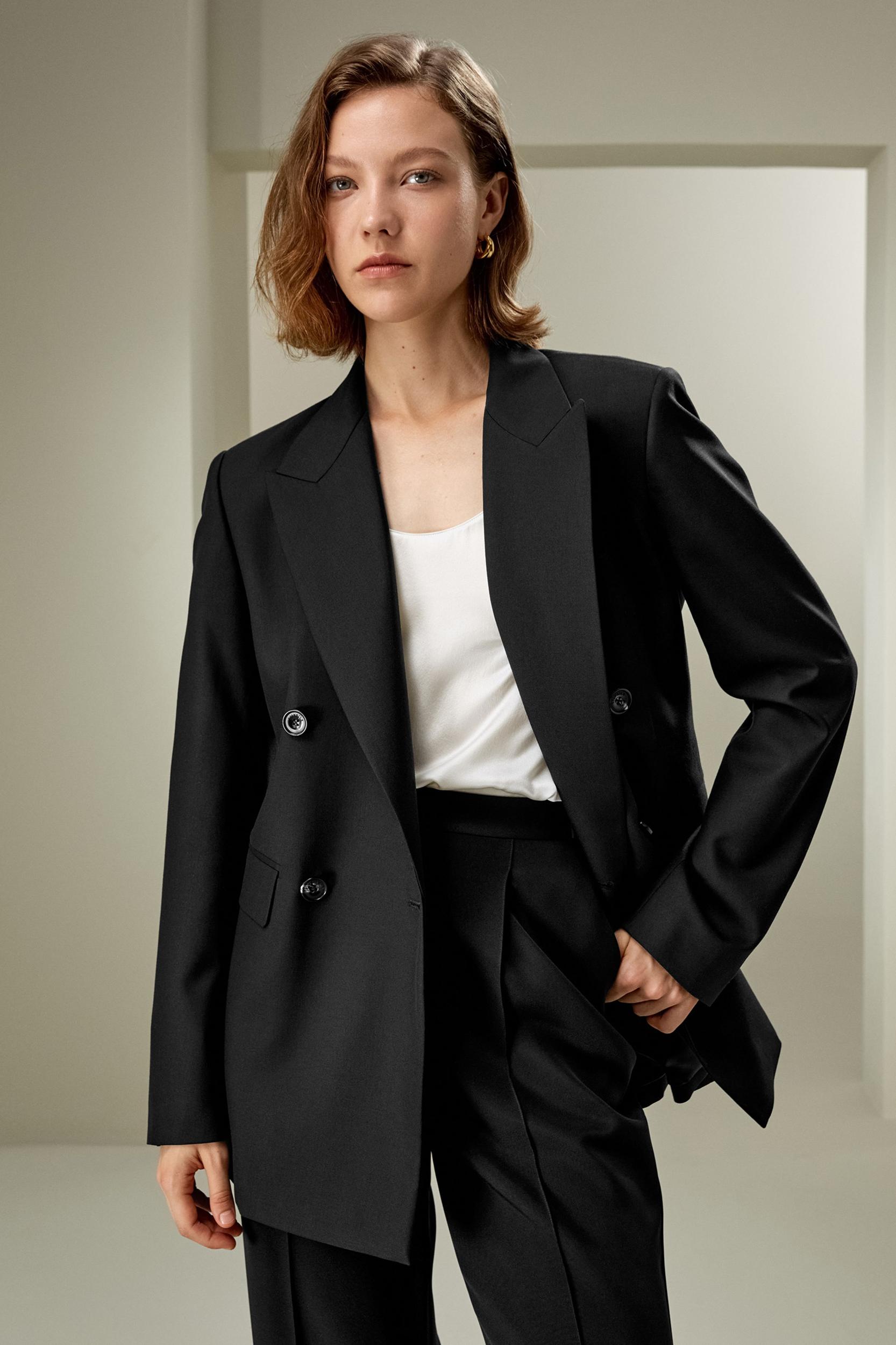 Modern Beauty Silk Wool Blazer Product Image