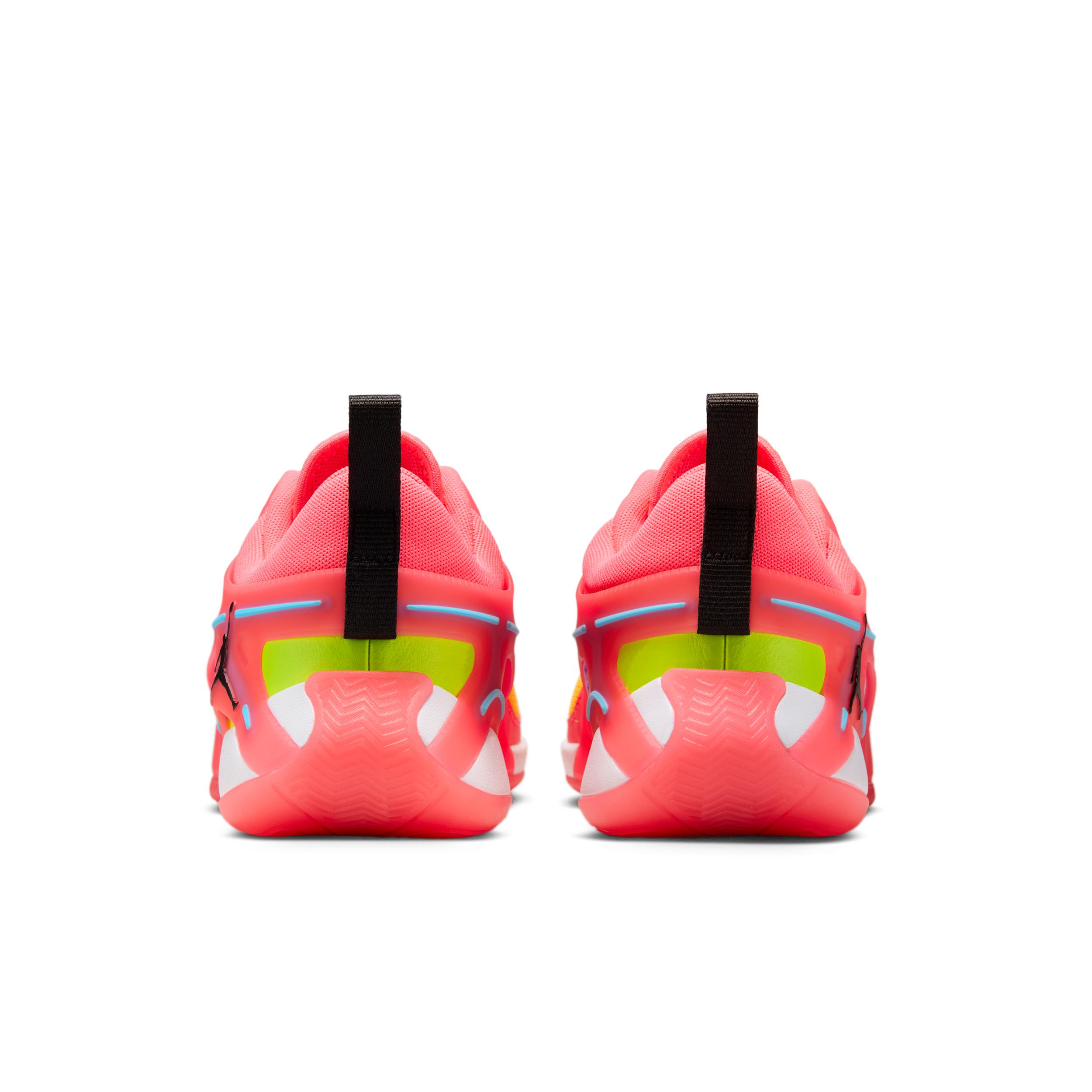 Womens Jordan Heir Series Be Seen Basketball Shoes | FZ2471-601 Product Image