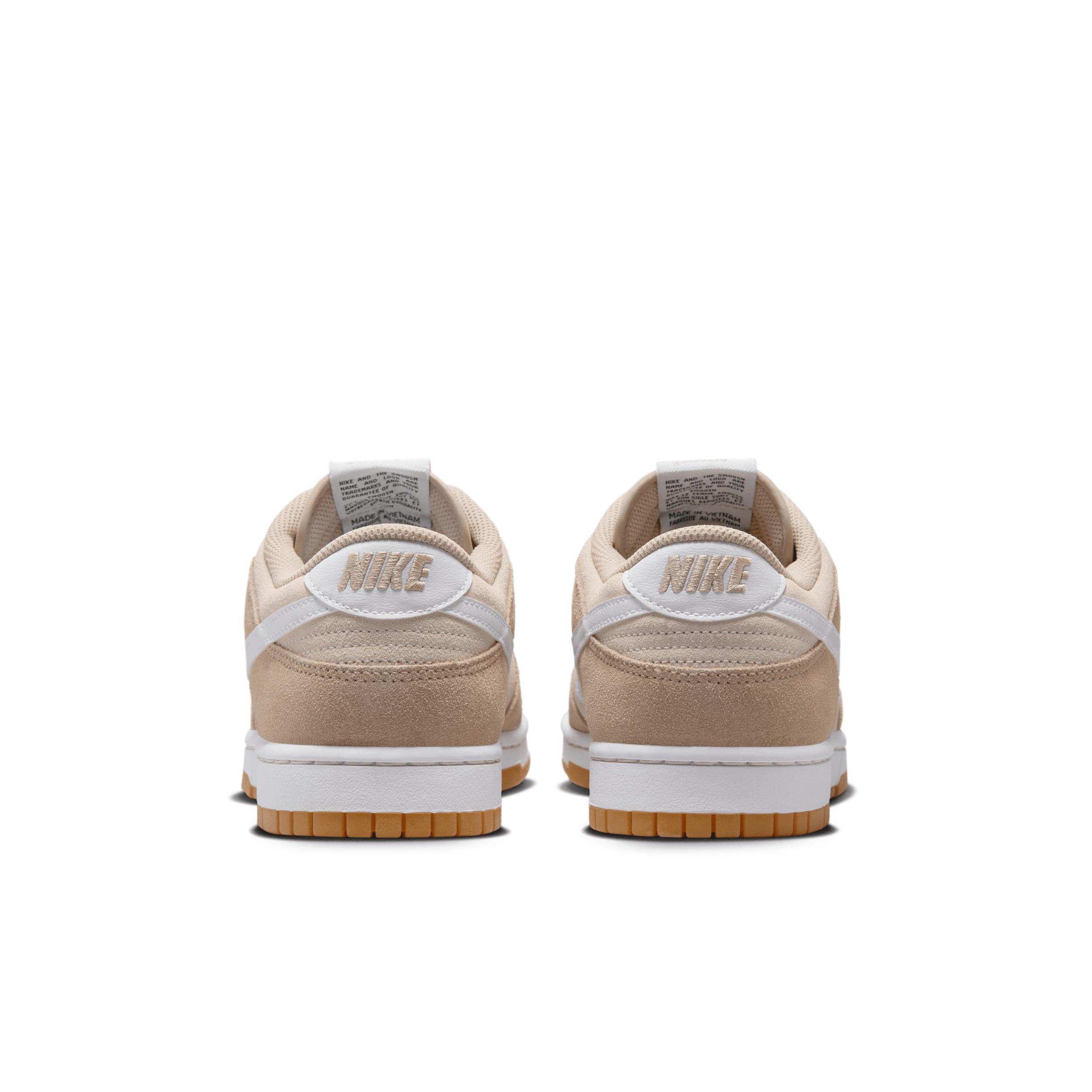Nike Men's Dunk Low Retro SE Shoes Product Image