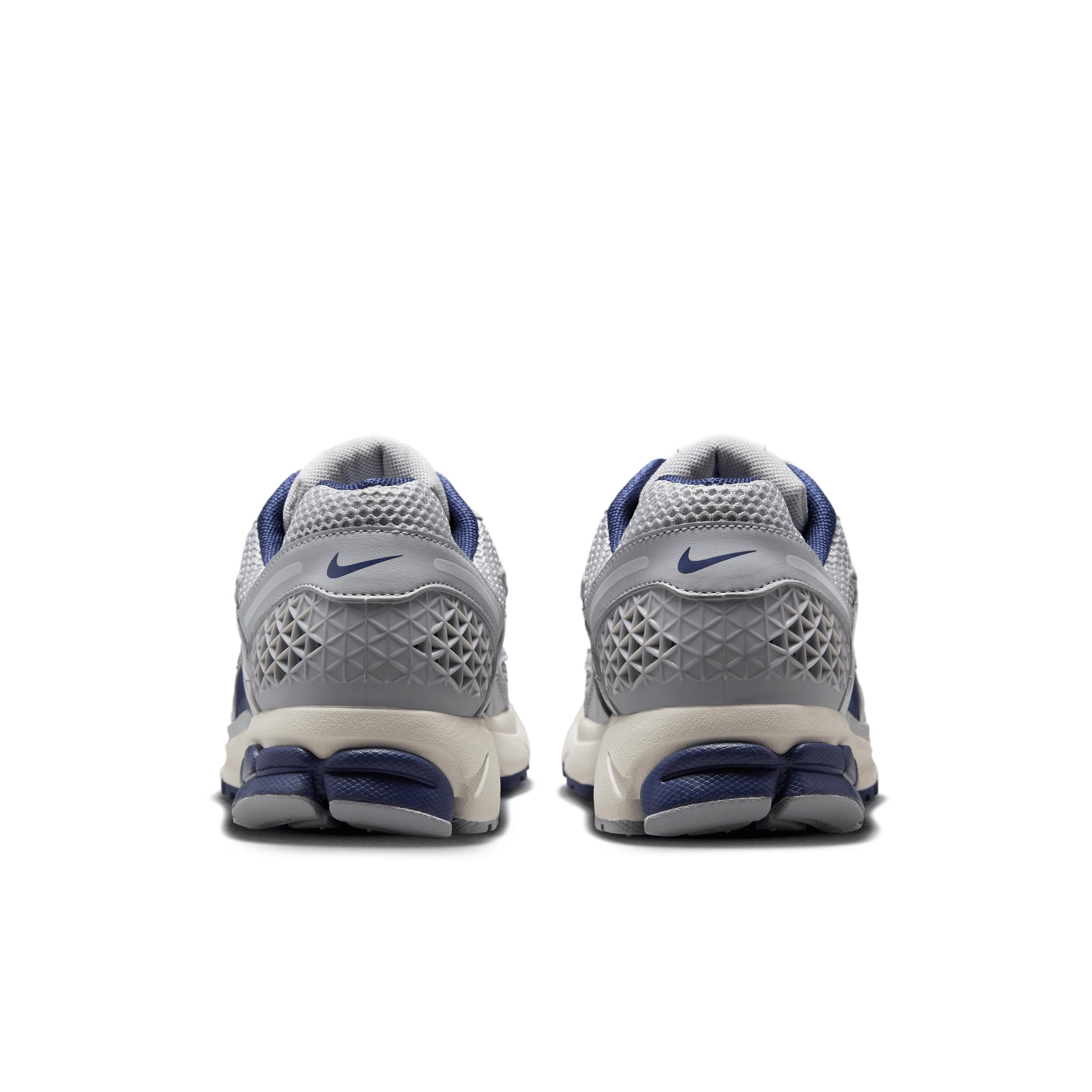 Nike Mens Zoom Vomero 5 Shoes | IB4004-701 Product Image