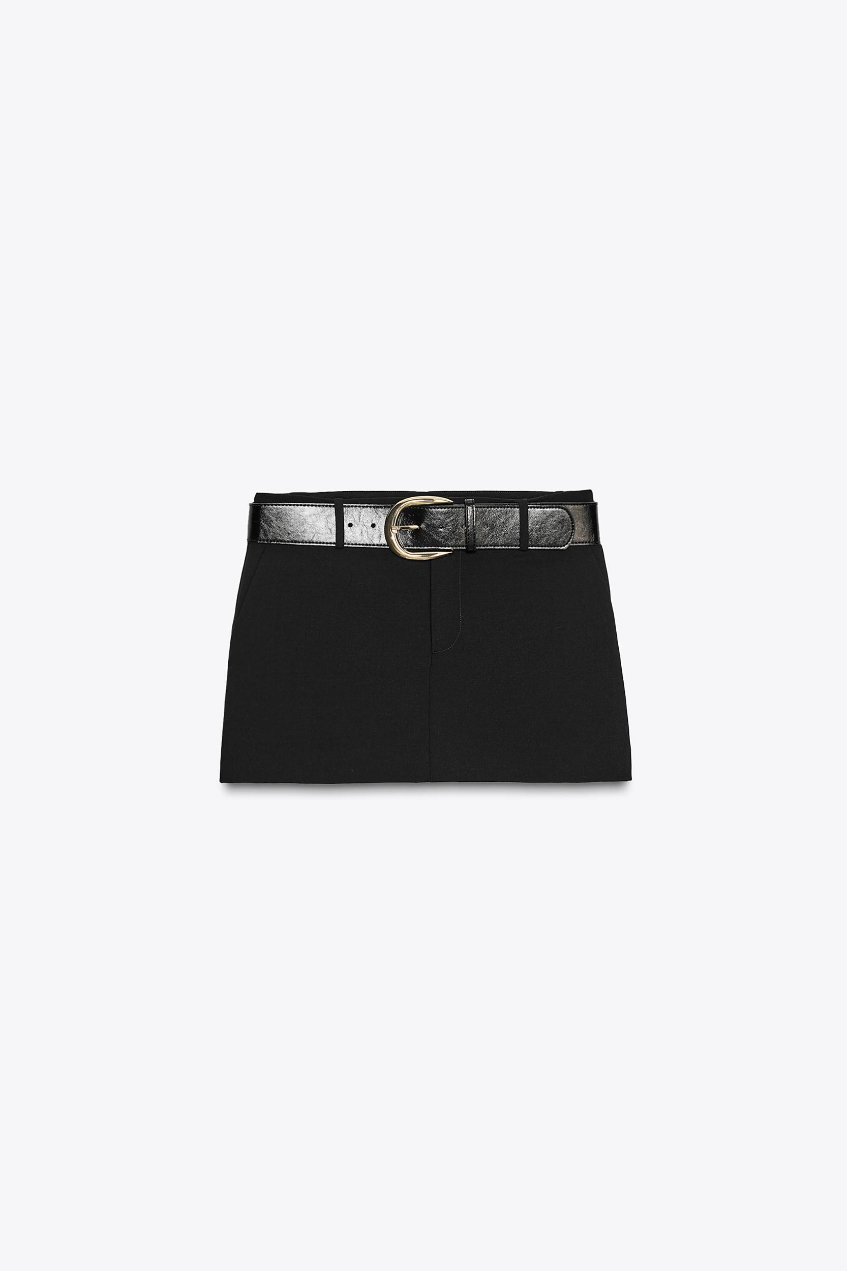 LOW-RISE BELTED SKORT Product Image