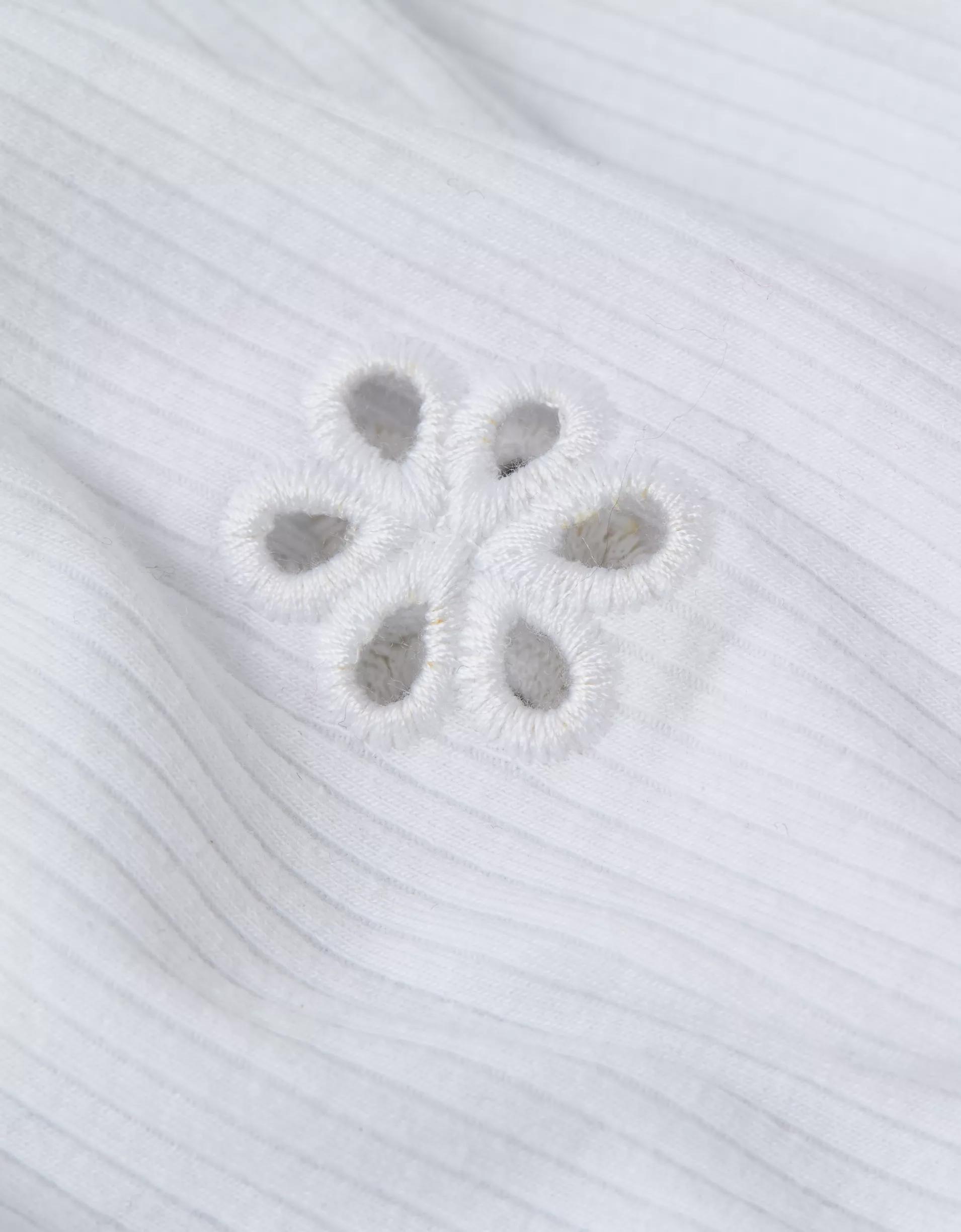 AE Puff Sleeve Embroidered Shirt Product Image