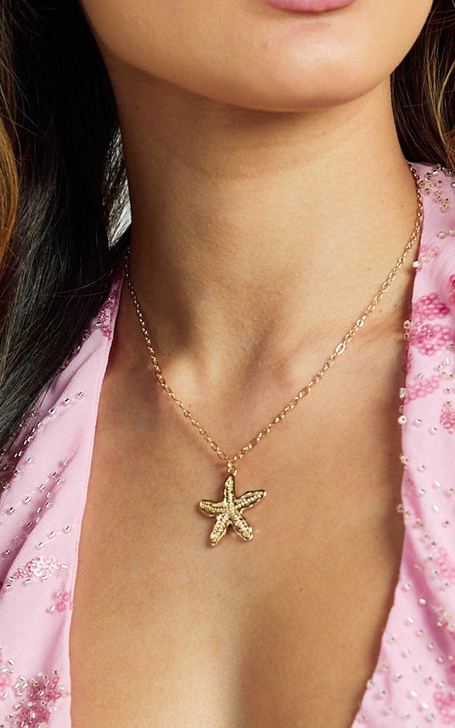 Gabbie Necklace - Star Pendant Necklace in Gold Product Image