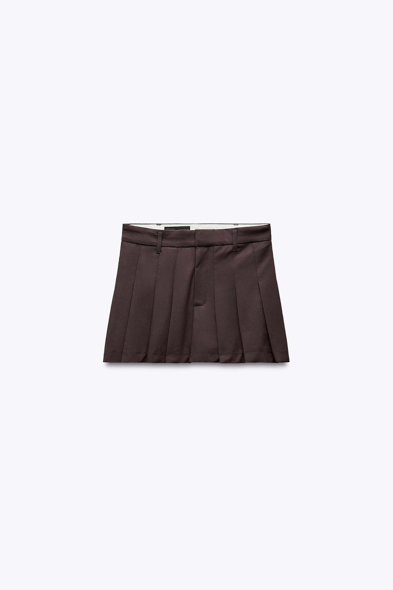 PLEATED SKORT Product Image