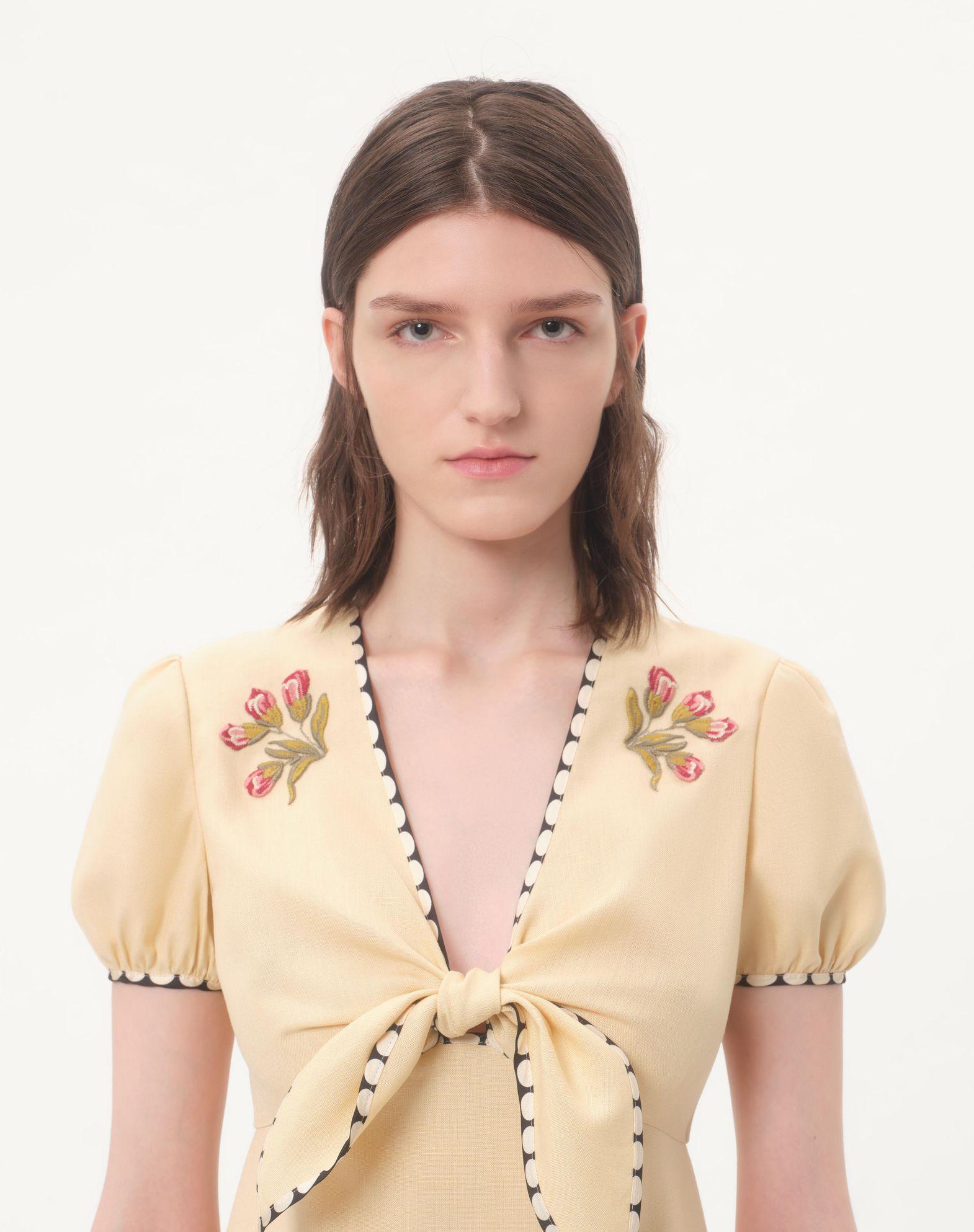 Valentino Garavani Viva Superstar Medium Shopping Bag In Raffia Product Image