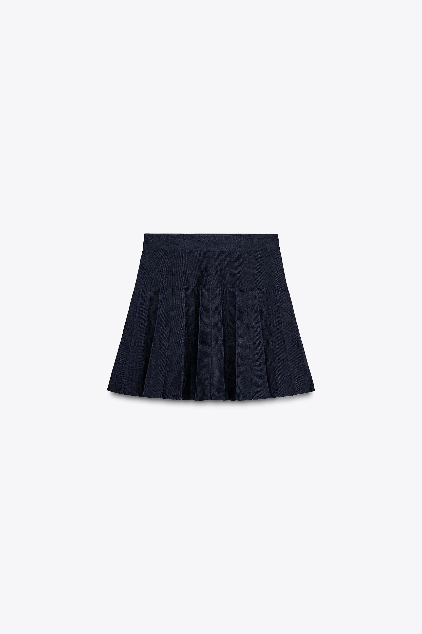 BOX PLEAT KNIT MINI SKIRT Product Image