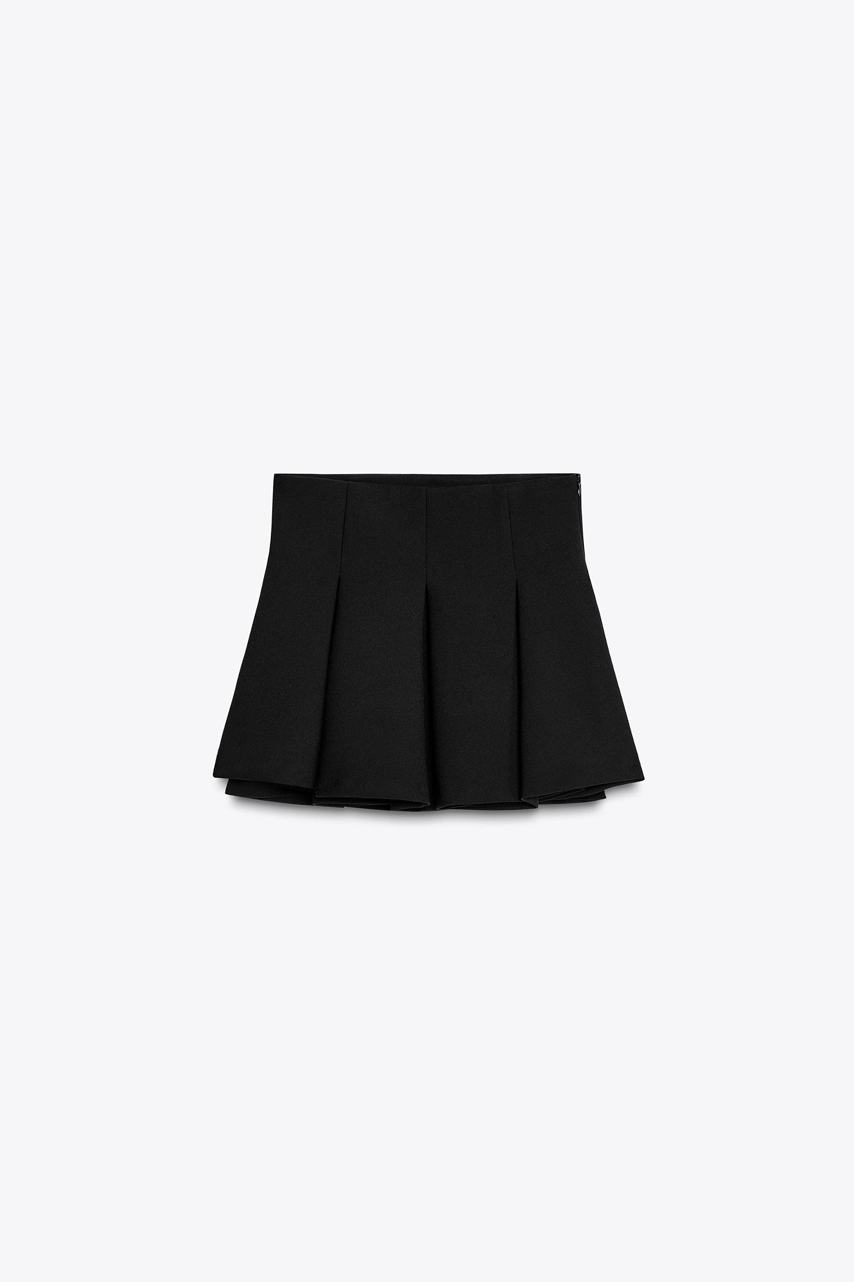 VOLUMINOUS MINI SKIRT Product Image