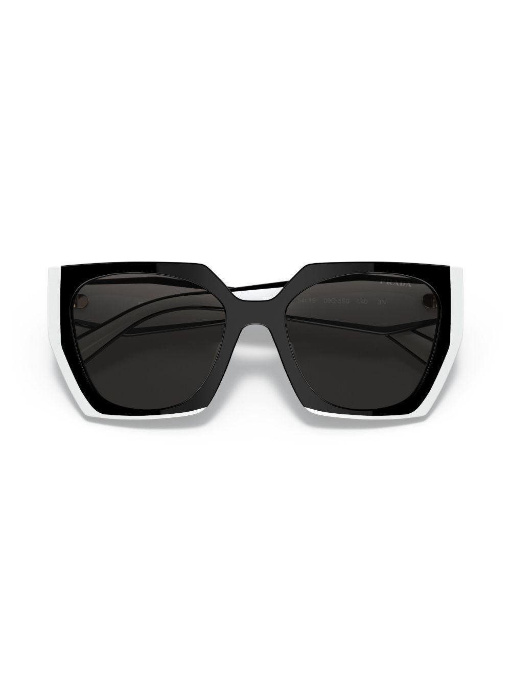 butterfly-frame sunglasses Product Image