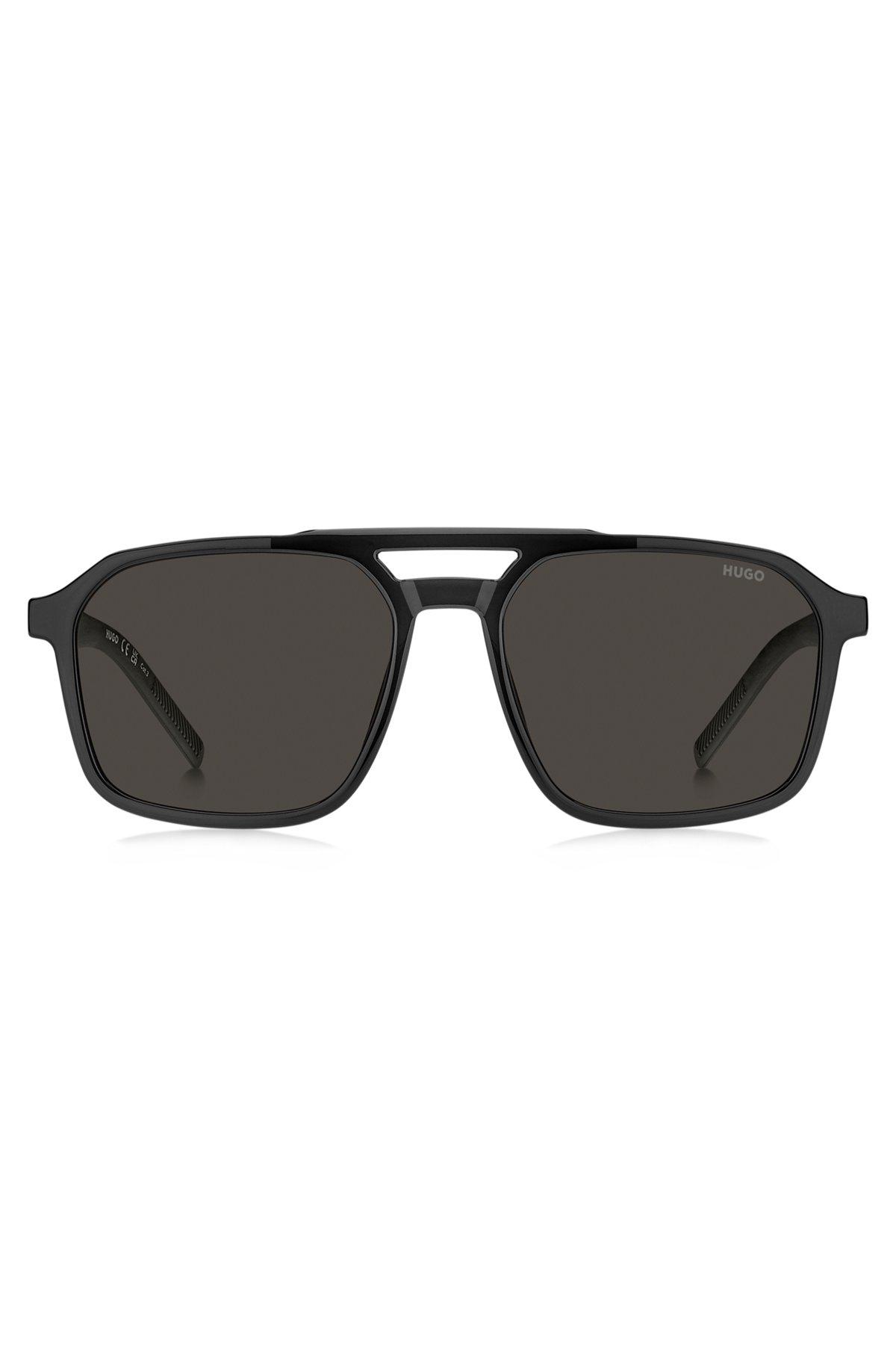HUGO - Double-bridge sunglasses in black and gray Product Image