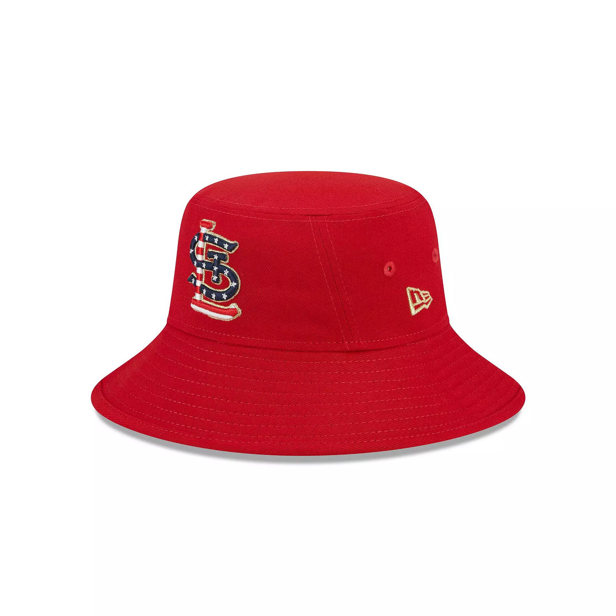 Men's New Era Red St. Louis Cardinals 2023 Fourth of July Bucket Hat Product Image
