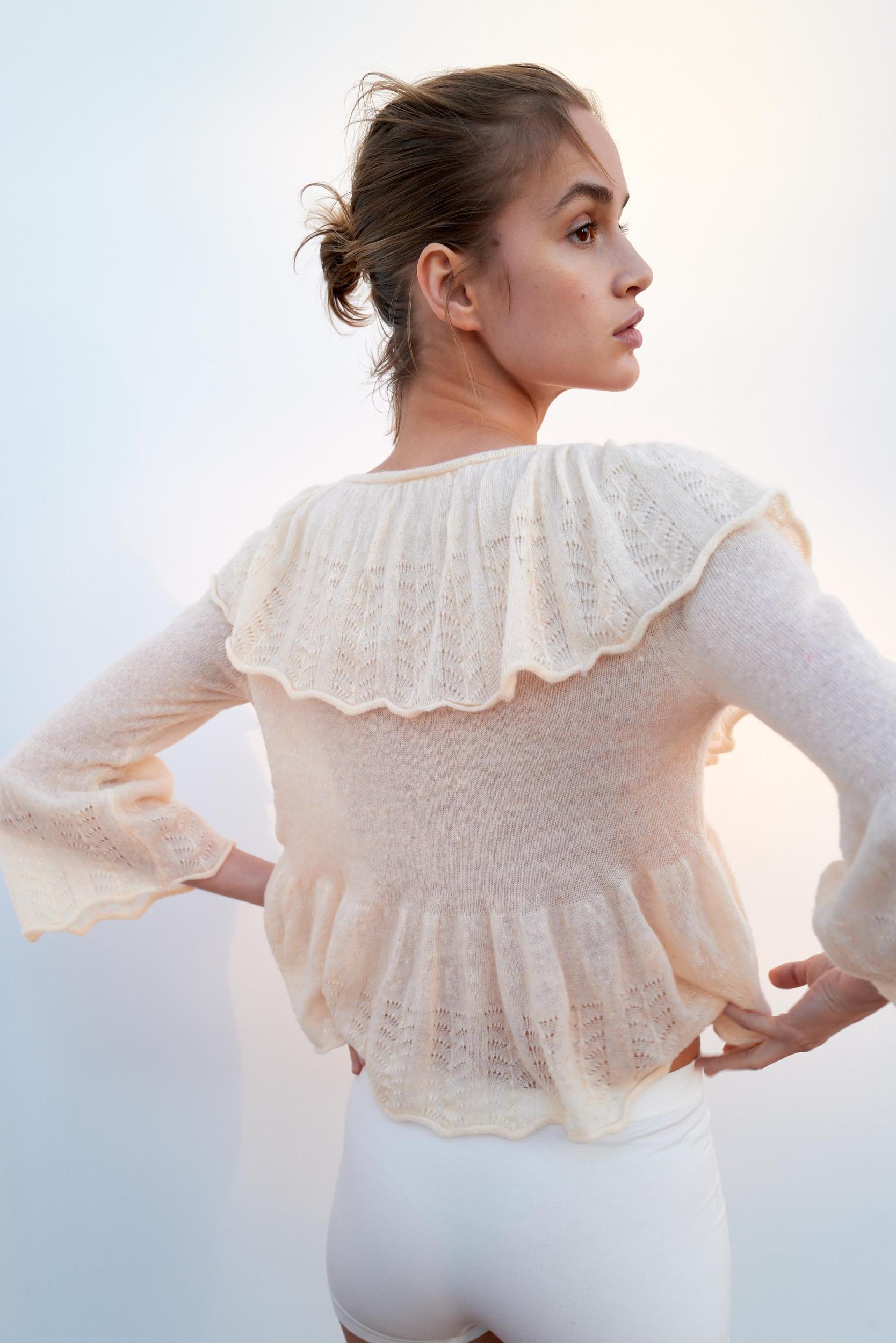 RUFFLED KNIT TOP Product Image