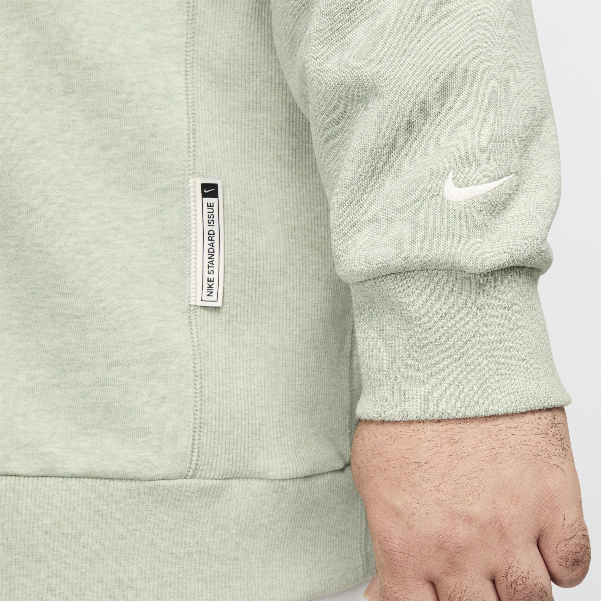 Nike Standard Issue Men's Dri-FIT Basketball Crew-Neck Sweatshirt Product Image