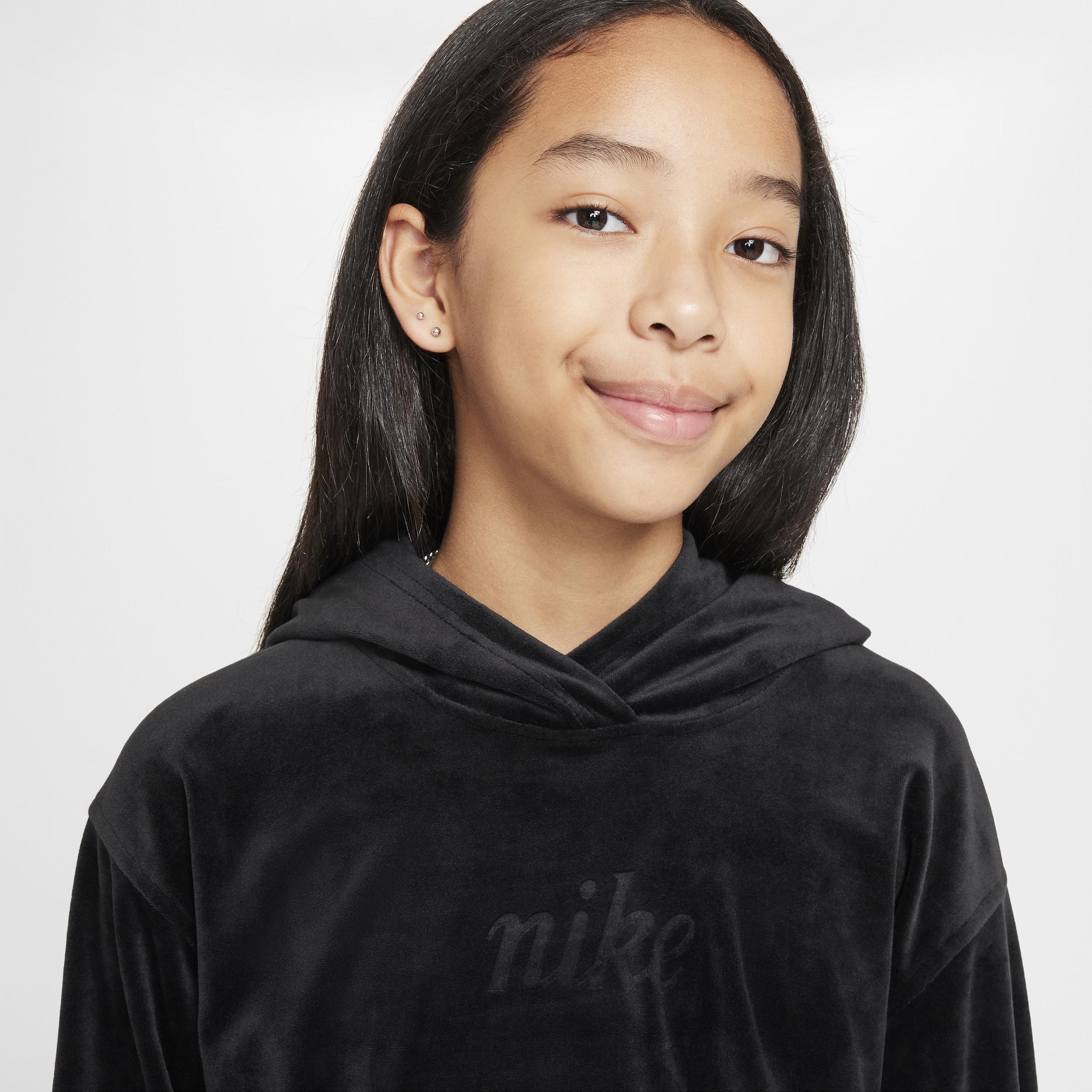 Unisex Nike Sportswear Girls Pullover Hoodie | FZ5588-010 Product Image