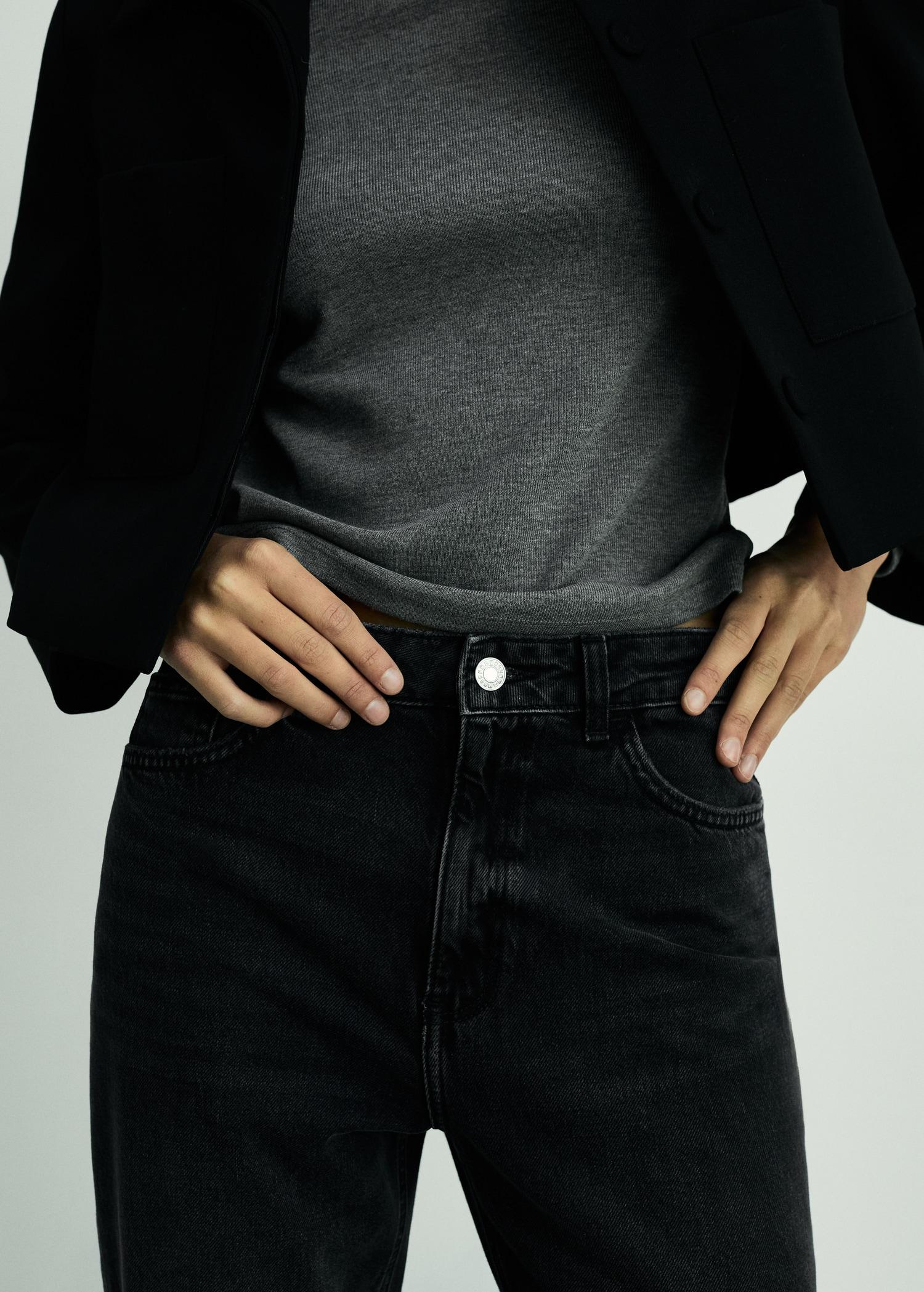 Mom2000 high-rise jeans - Women | MANGO USA Product Image