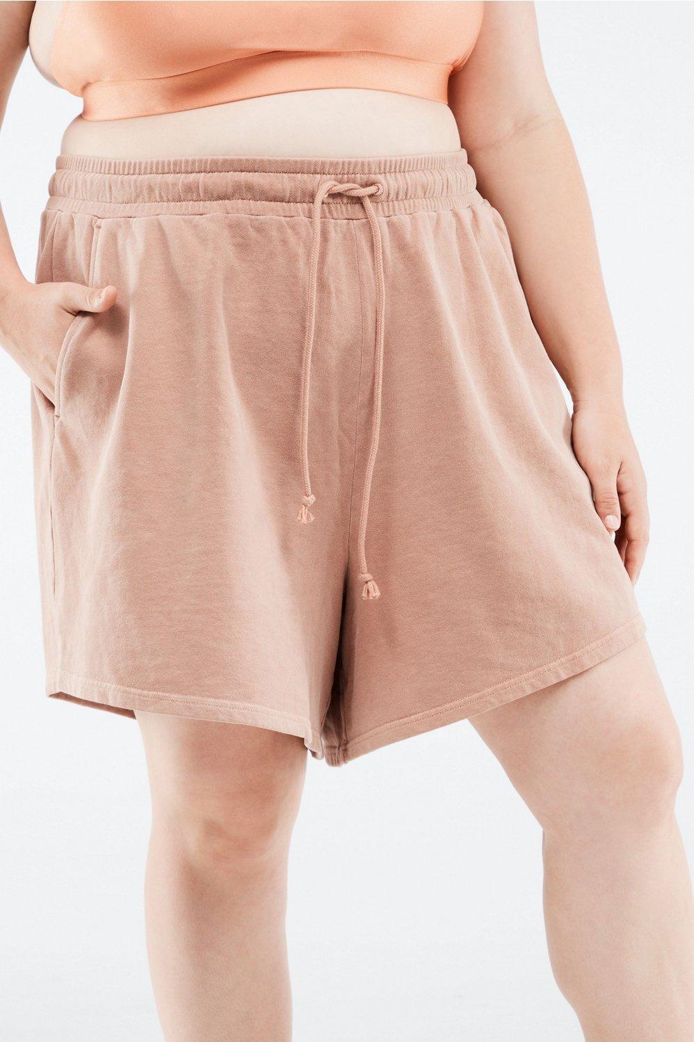 Fabletics Andie Short 7 Womens Cutch Tree plus Size 3X Product Image