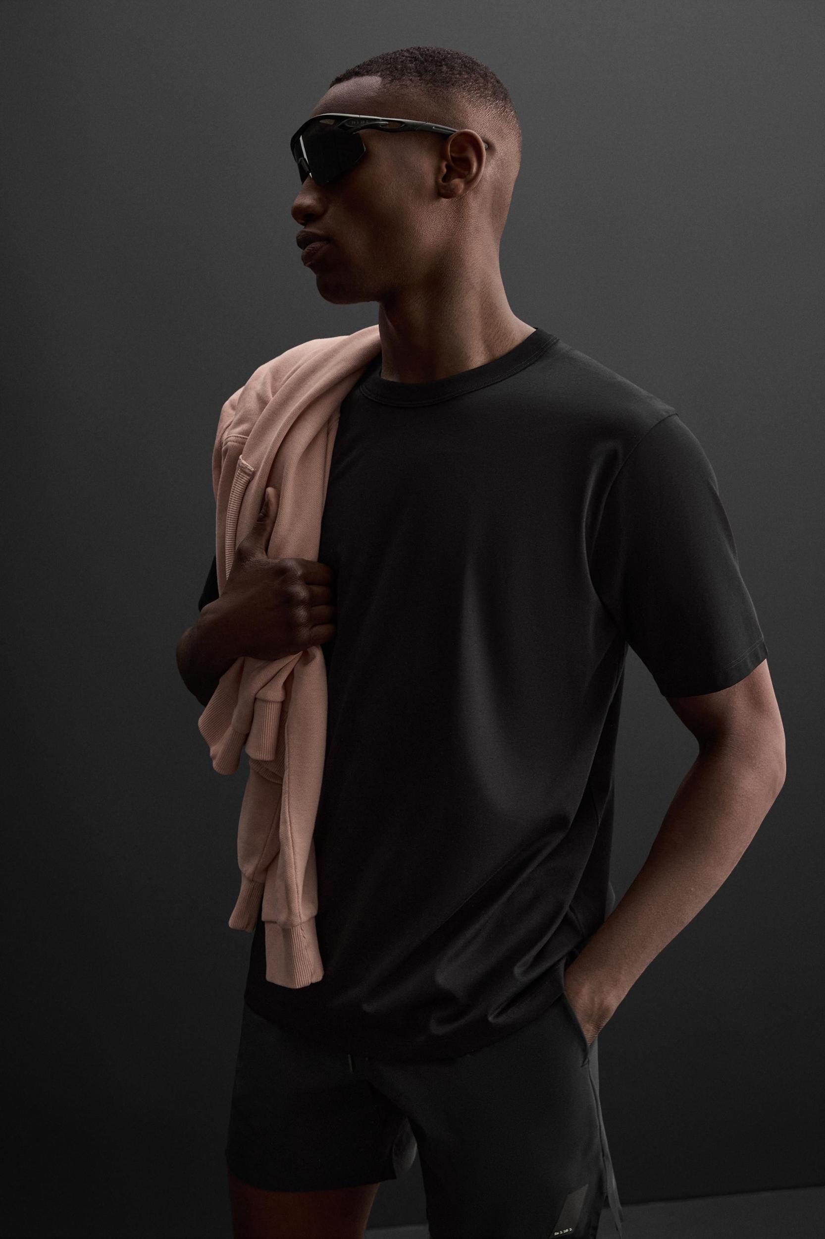 RELAXED FIT TRAINING T-SHIRT Product Image