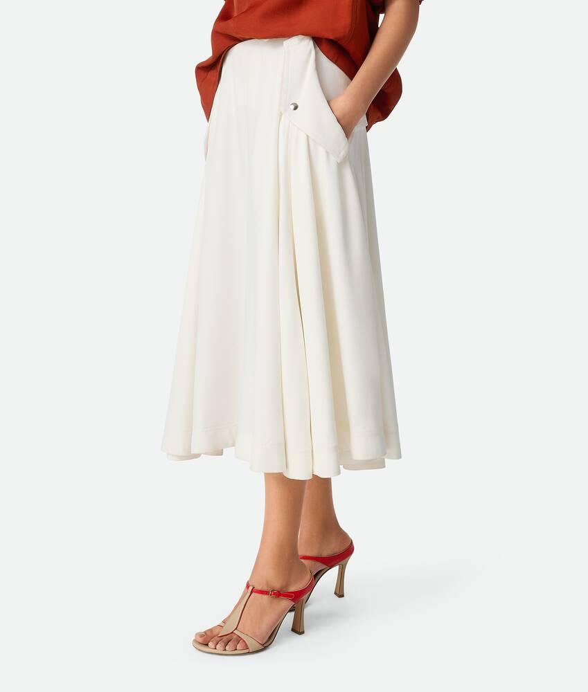 Women's Viscose Pleated Skirt in Chalk Product Image