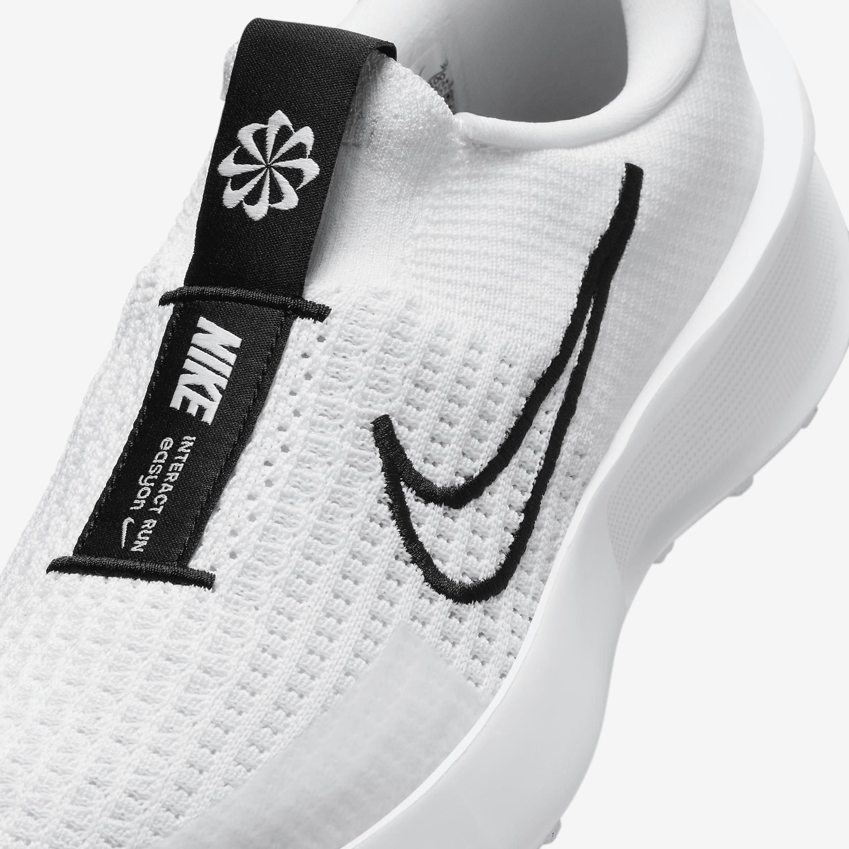 Nike Women's Interact Run EasyOn Road Running Shoes Product Image